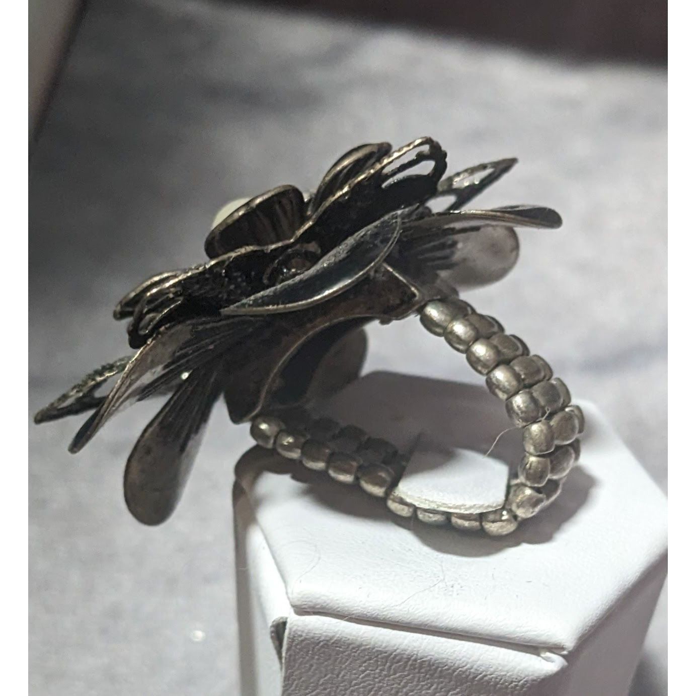 Other Vintage Whimsygoth Floral Black And Silver Tone Statement St Size ONE SIZE - 9 Thumbnail
