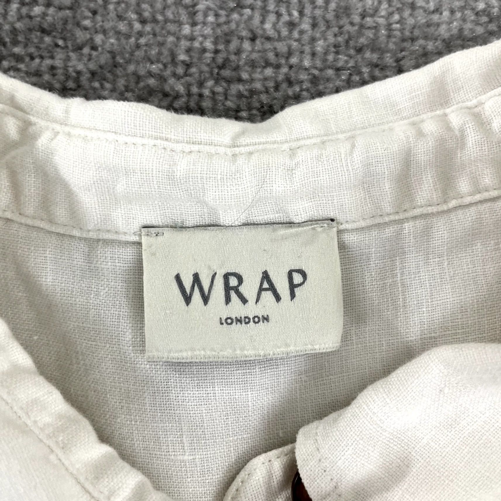 Vintage WRAP London Shirt Womens Size UK 18 US 14 100% Linen Oversized Button Up Blouse Size XL / US 12-14 / IT 48-50 - 2 Thumbnail