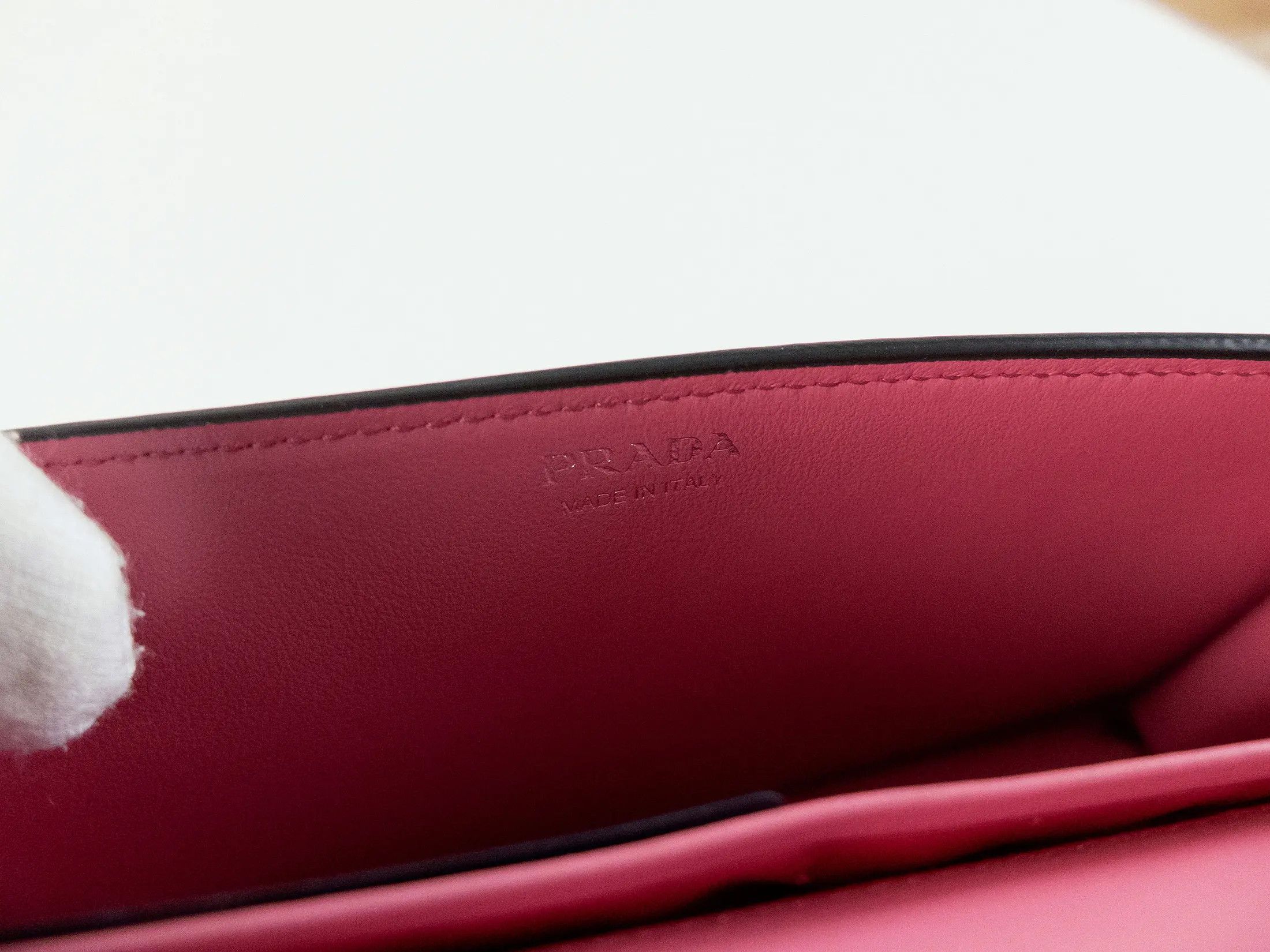 Prada PRADA Pradamalia black pink Saffiano leather chain wallet Size ONE SIZE - 9 Thumbnail