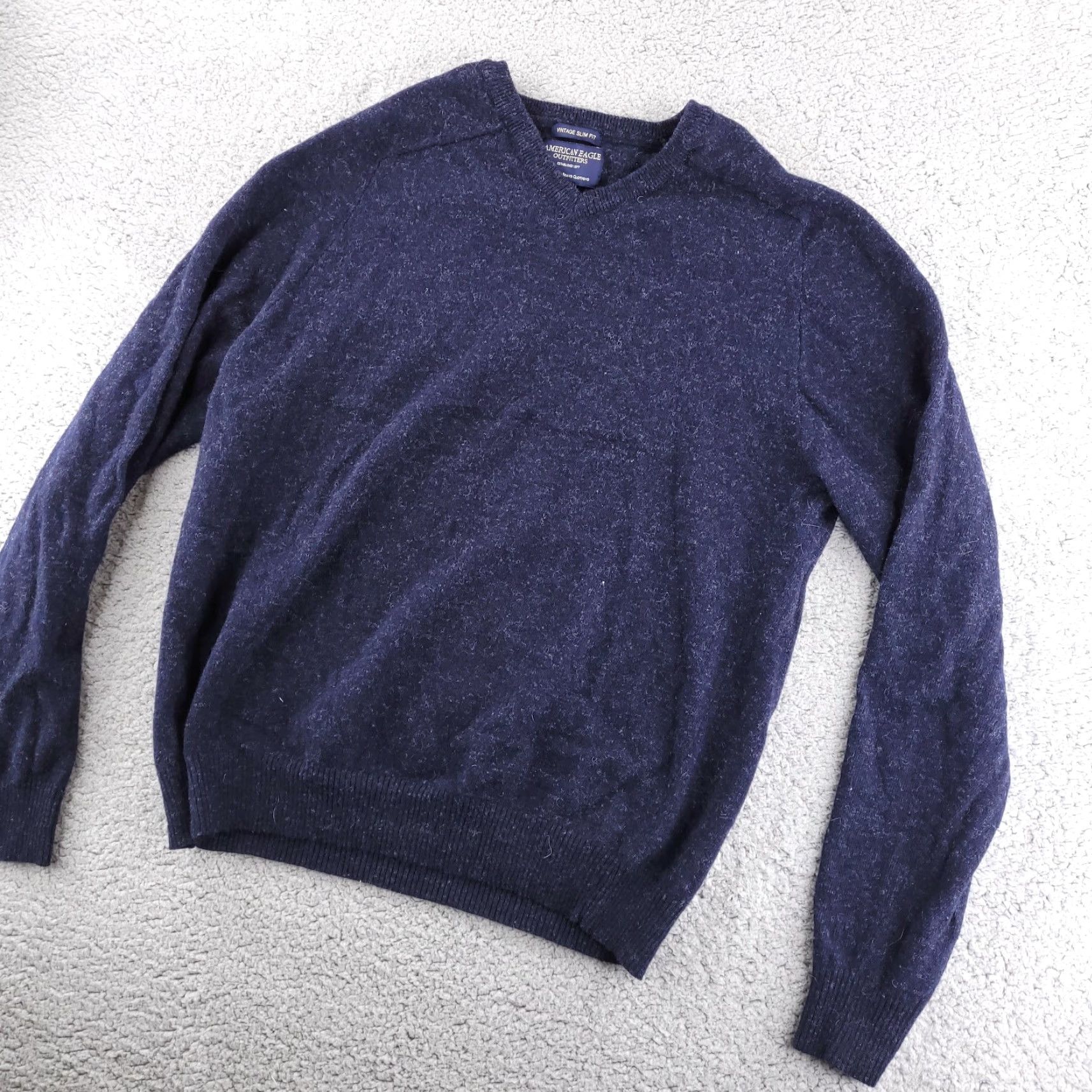 American Eagle Outfitters American Eagle Wool Sweater Men's Medium Navy Blue Lambswool V Neck Size US M / EU 48-50 / 2 - 2 Thumbnail