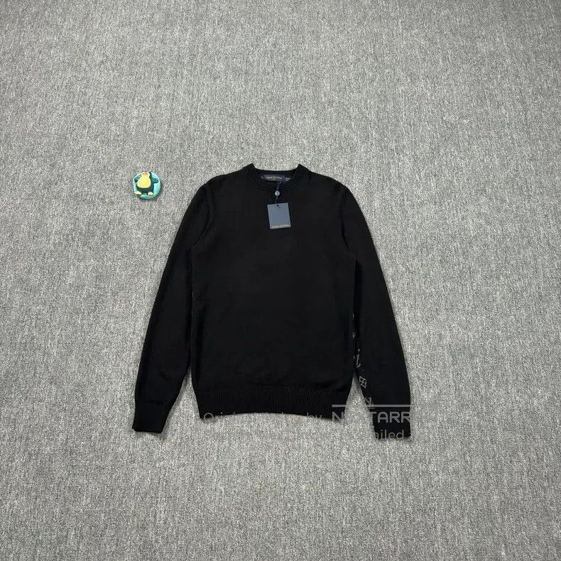 Louis Vuitton Louis Vuitton Black Back Full Print Cashmere Sweater Size US L / EU 52-54 / 3 - 1 Thumbnail