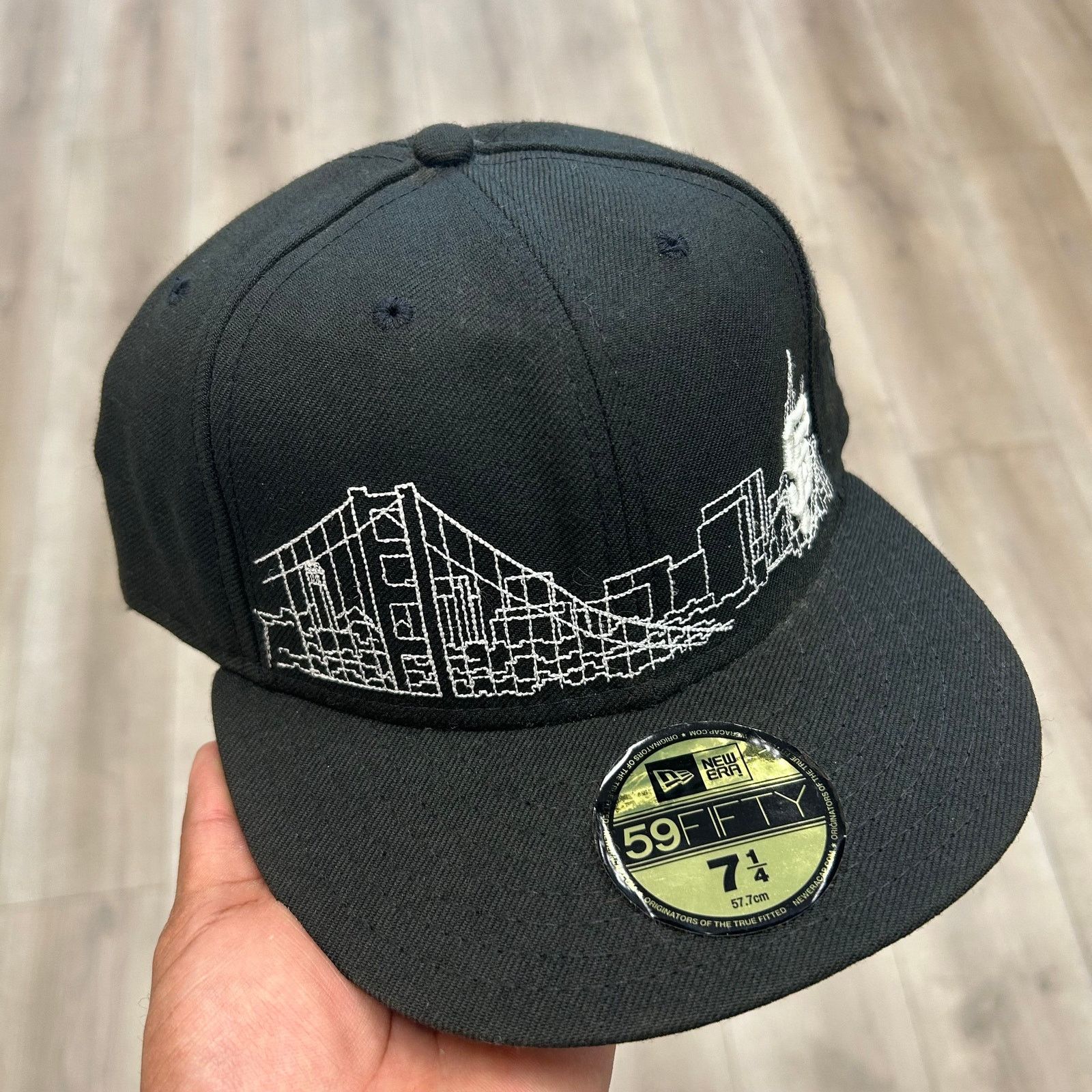 New Era SF Giants New Era MLB Fitted Cap Hat City Scape Logo 7 1/4 Size ONE SIZE - 1 Thumbnail