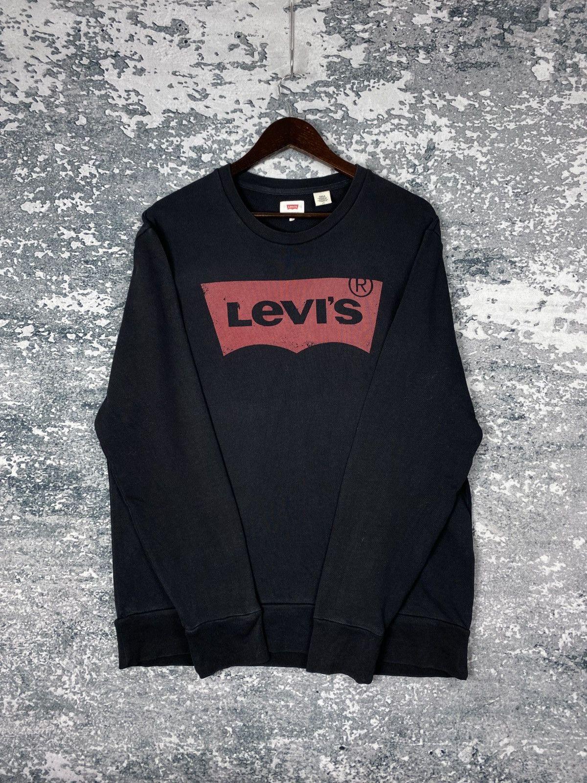 Levi's Vintage Levi's Crewneck Sweatshirts Size US L / EU 52-54 / 3 - 5 Thumbnail