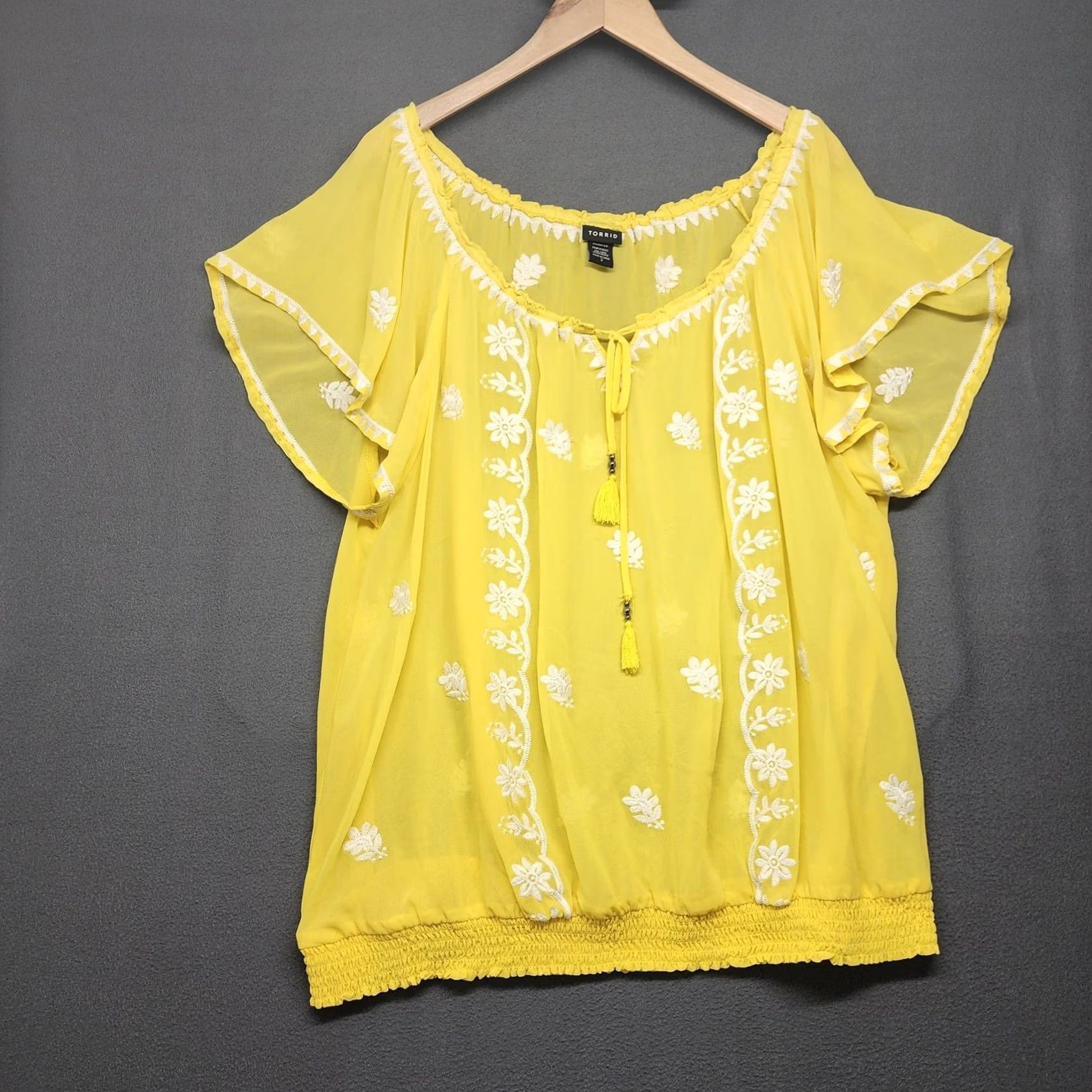 Torrid Torrid Top Womens 3XL Yellow Embroidered Peasant Boho Tassel Flutter Sleeve Shirt Blouse Womens +3XL Size XXL / US 16-18 / IT 52-54 - 2 Thumbnail