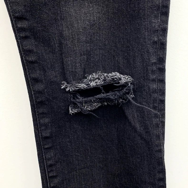 Saint Laurent Paris Saint Laurent Black ripped casual denim pants 2504-Nextarro Size US 32 / EU 48 - 4 Thumbnail