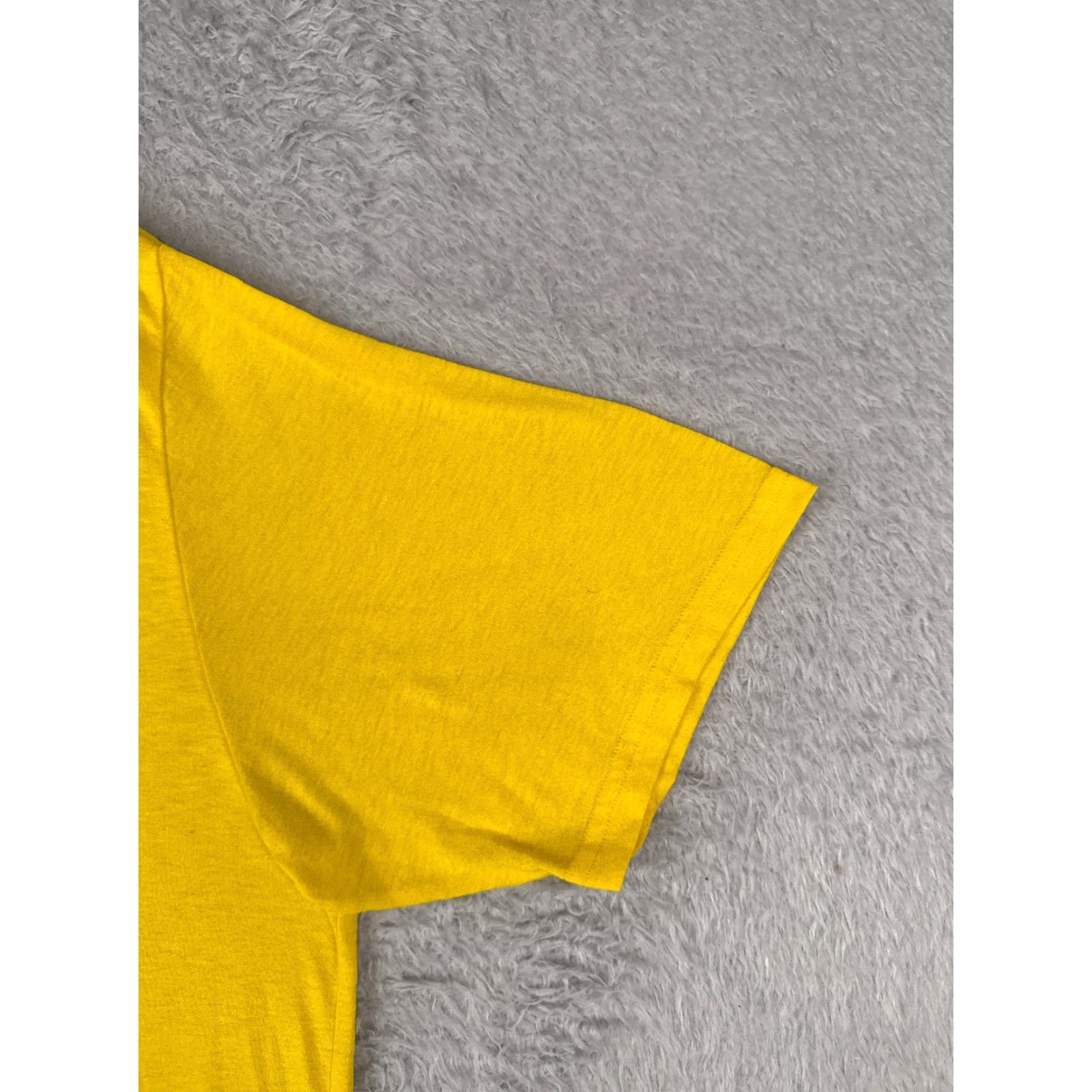 The North Face The North Face Shirt Men Medium Yellow Crew Neck Vaporwick Polyester Blend READ Size US M / EU 48-50 / 2 - 2 Thumbnail