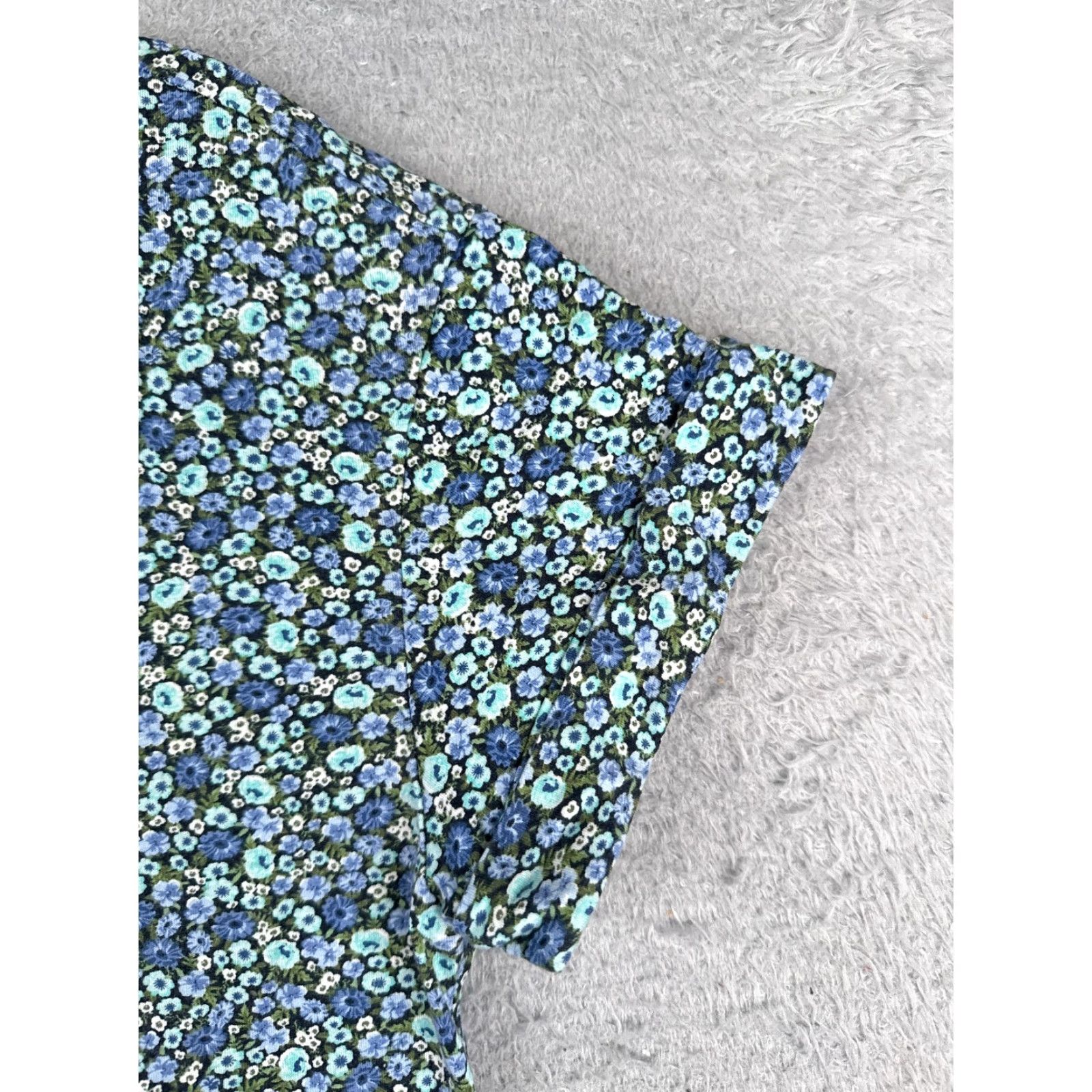 Tommy Hilfiger Tommy Hilfiger Shirt Women Small Blue Floral Crew Neck Cotton Blend Short Sleeve Size S / US 4 / IT 40 - 2 Thumbnail