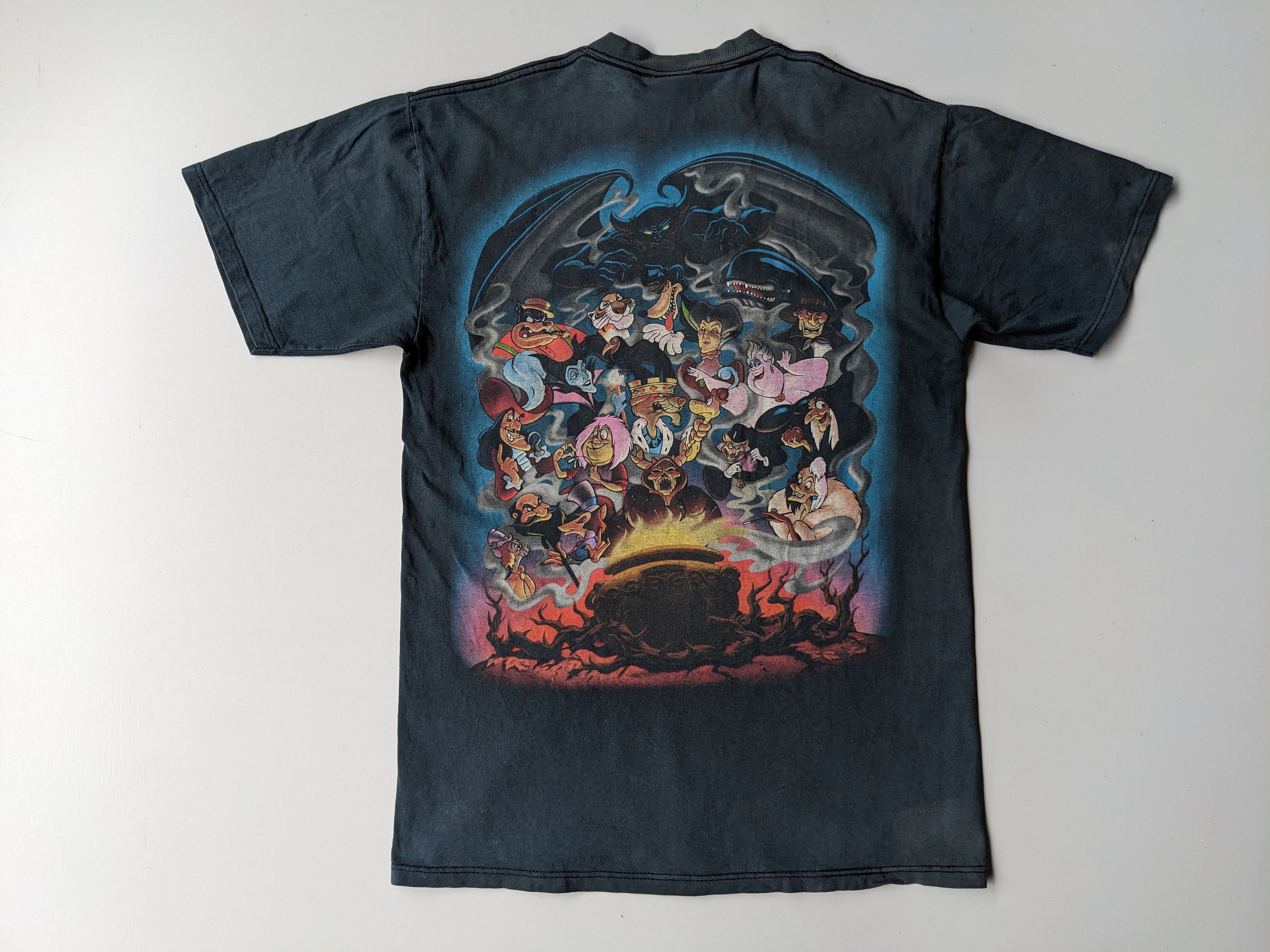 Disney Vintage 1997 Disney Villains backhit Size US M / EU 48-50 / 2 - 1 Thumbnail