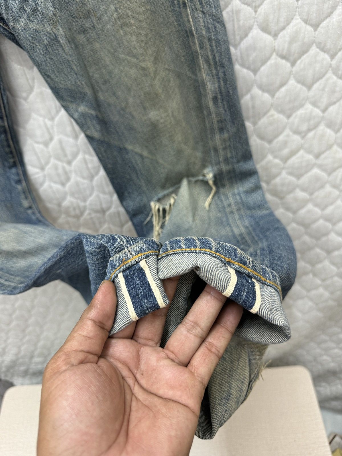 Levi's 🔥ARCHIVE VINTAGE LEVIS 501XX BIG E DISTRESSED SELVEDGE DENIM Size US 29 - 5 Thumbnail
