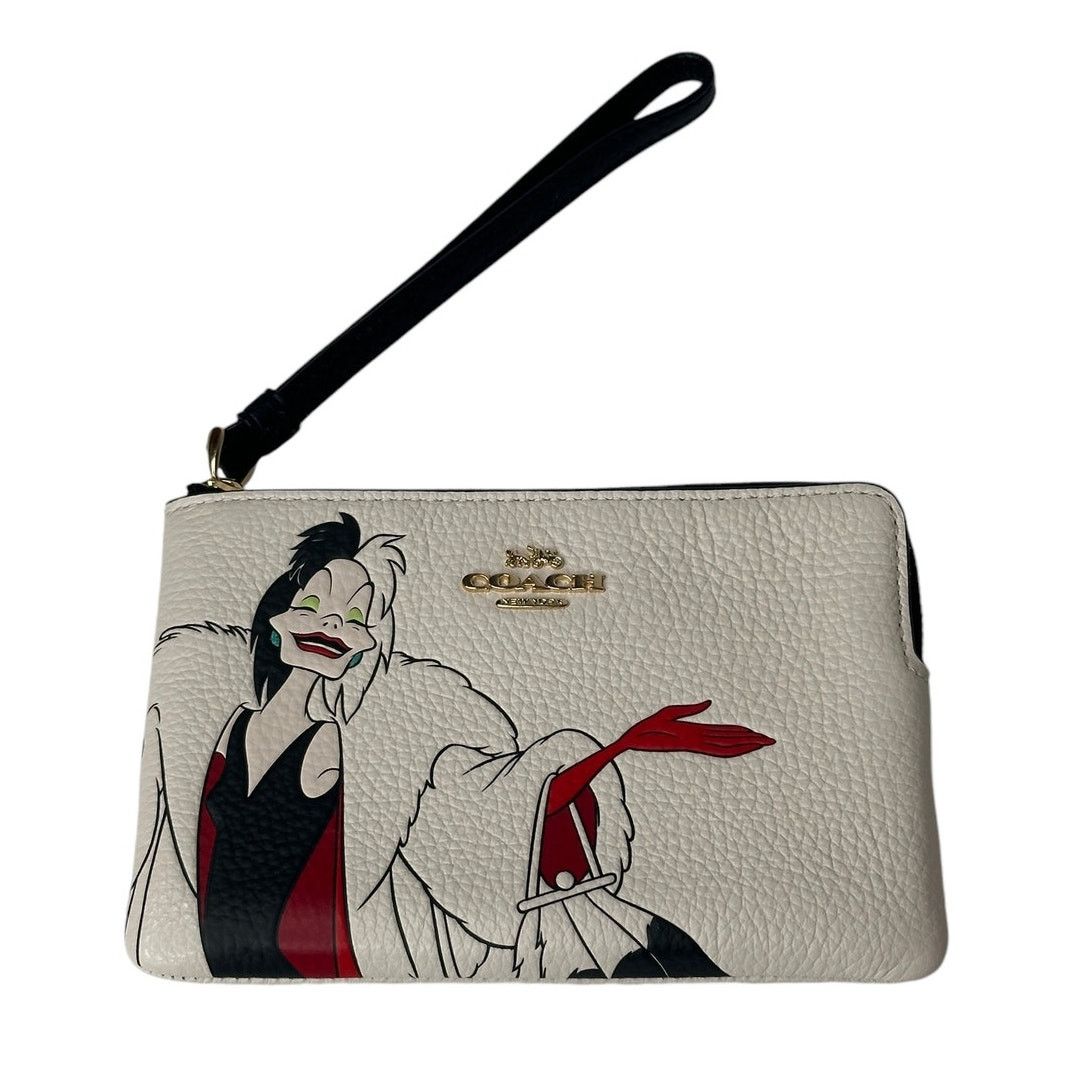 COACH 2024 Wristlet Leather Cruella Motif