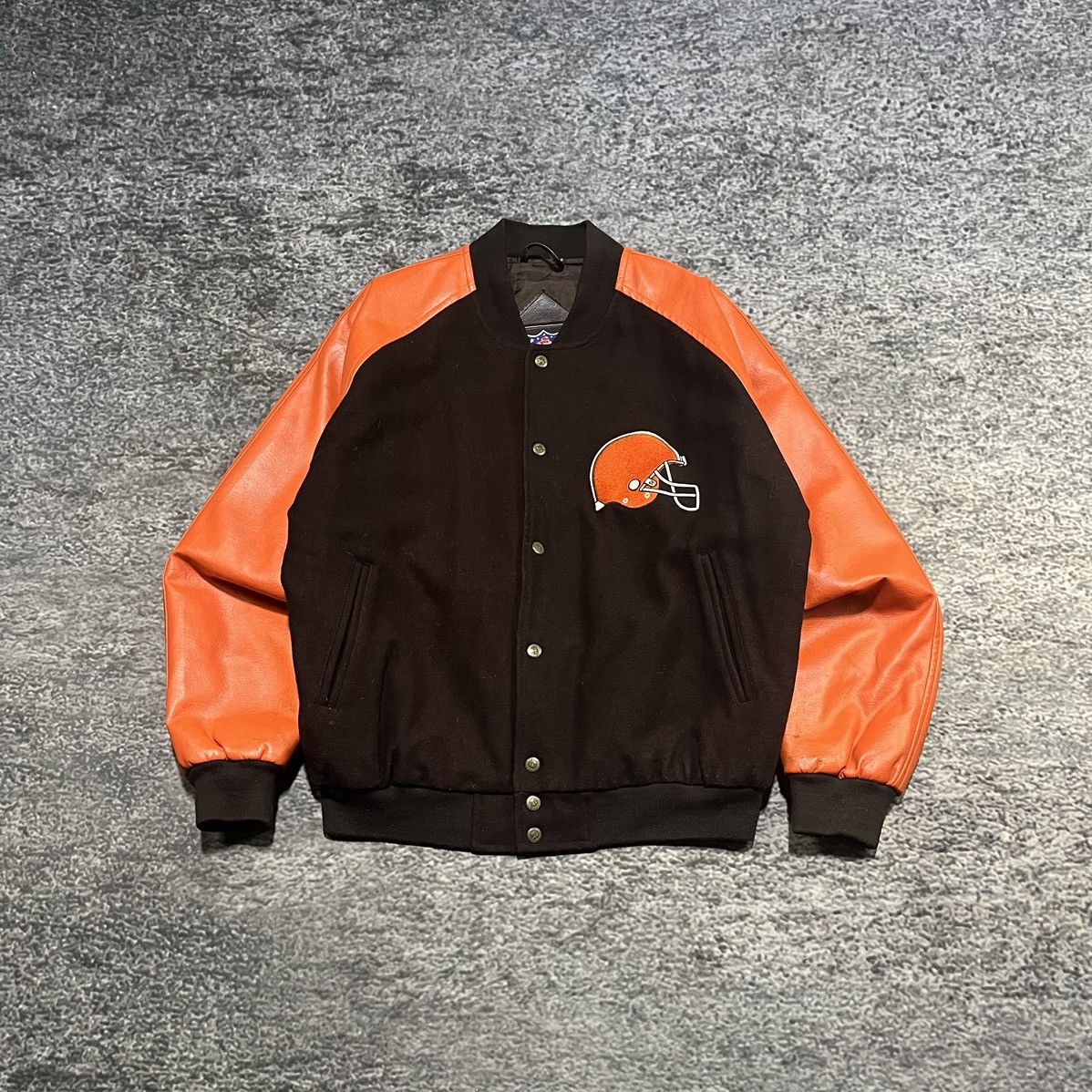 NFL VINTAGE 90s CLEVELAND BROWNS GAME DAY NFL LEATHER JACKET Size US M / EU 48-50 / 2 - 1 Thumbnail