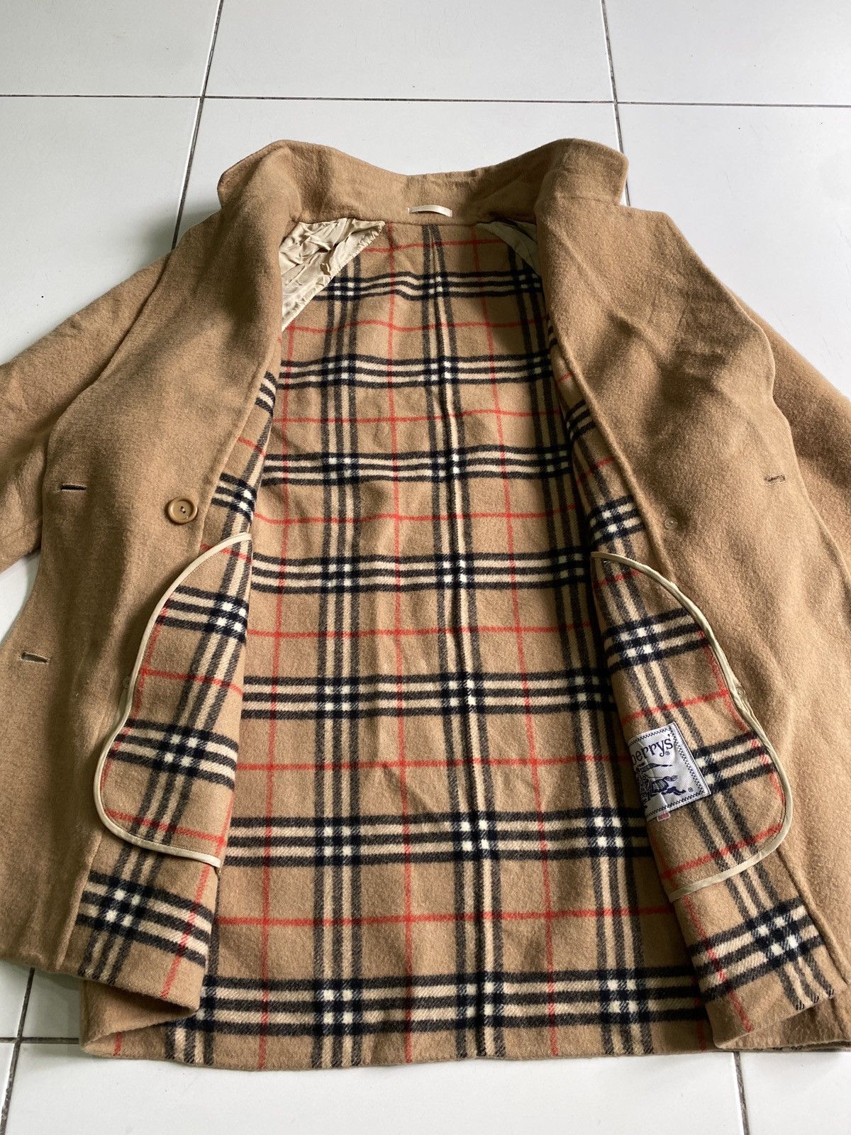 Burberry Burberry Nova check Wool Brown Coats Size US M / EU 48-50 / 2 - 5 Thumbnail
