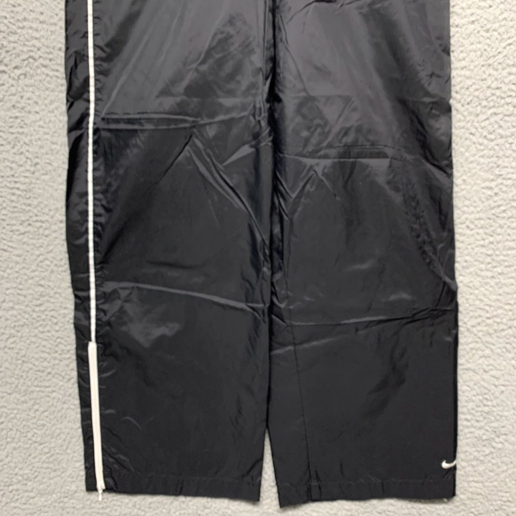 Nike Nike Running Pants Women’s 4/6 Black 2 Slash Pockets 8” Zipper at Ankle Size 27" / US 4 / IT 40 - 3 Thumbnail