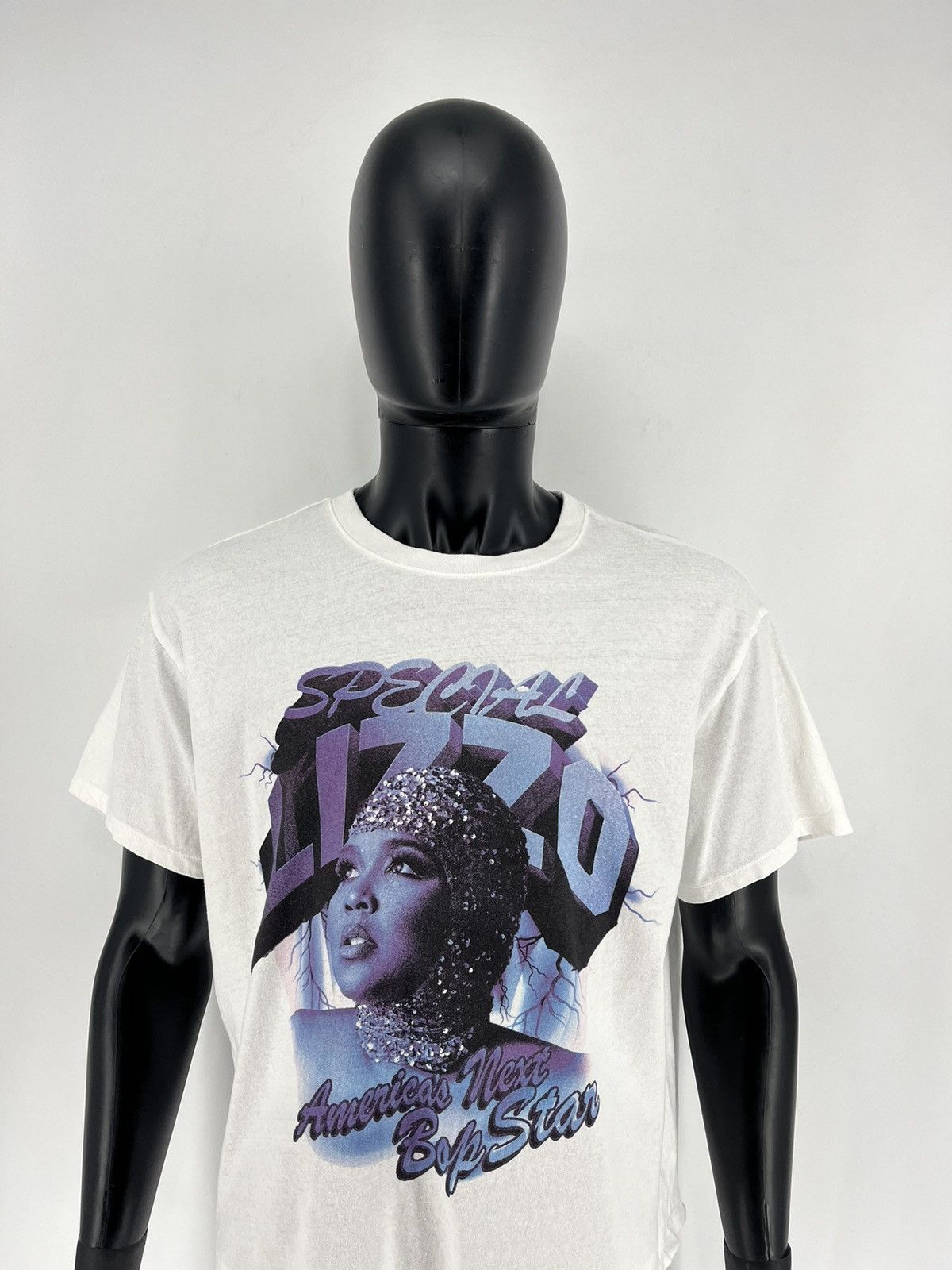 Band Tees × Rap Tees Vintage LIZZO BOB Star TEE Hiphop Rap Promo Tee Size US L / EU 52-54 / 3 - 1 Thumbnail