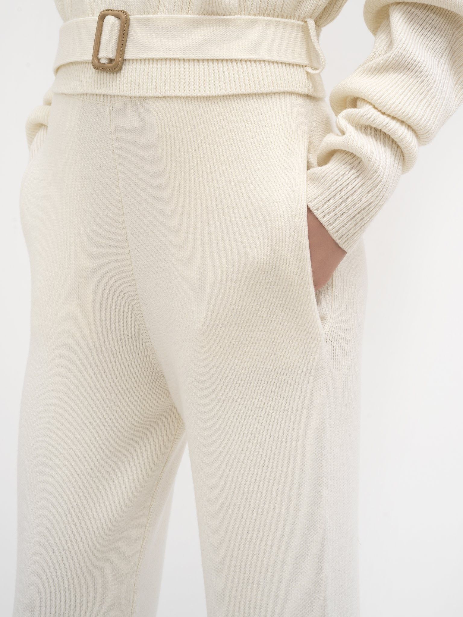 Chloe o1loc1c11025 Wool Knit Sweatpant in Iconic Milk Size 28" / US 6 / IT 42 - 6 Thumbnail