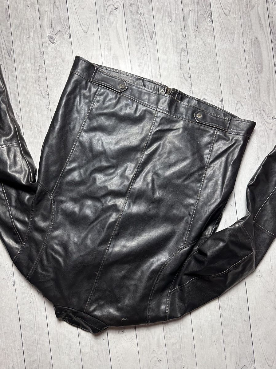 Levi's Vintage Clothing × Vintage Vintage Levi’s Leather Jacket size L logo Size US L / EU 52-54 / 3 - 10 Thumbnail