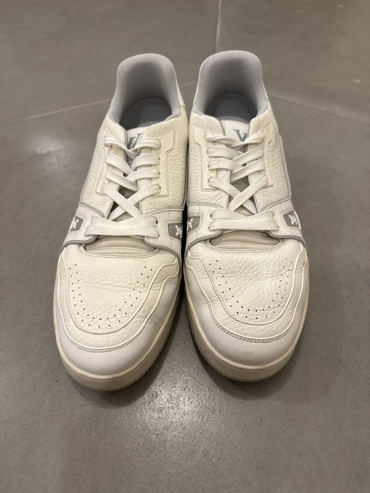 Louis Vuitton Louis Vuitton LV Sneaker Size US 9.5 / EU 42-43 - 4 Thumbnail