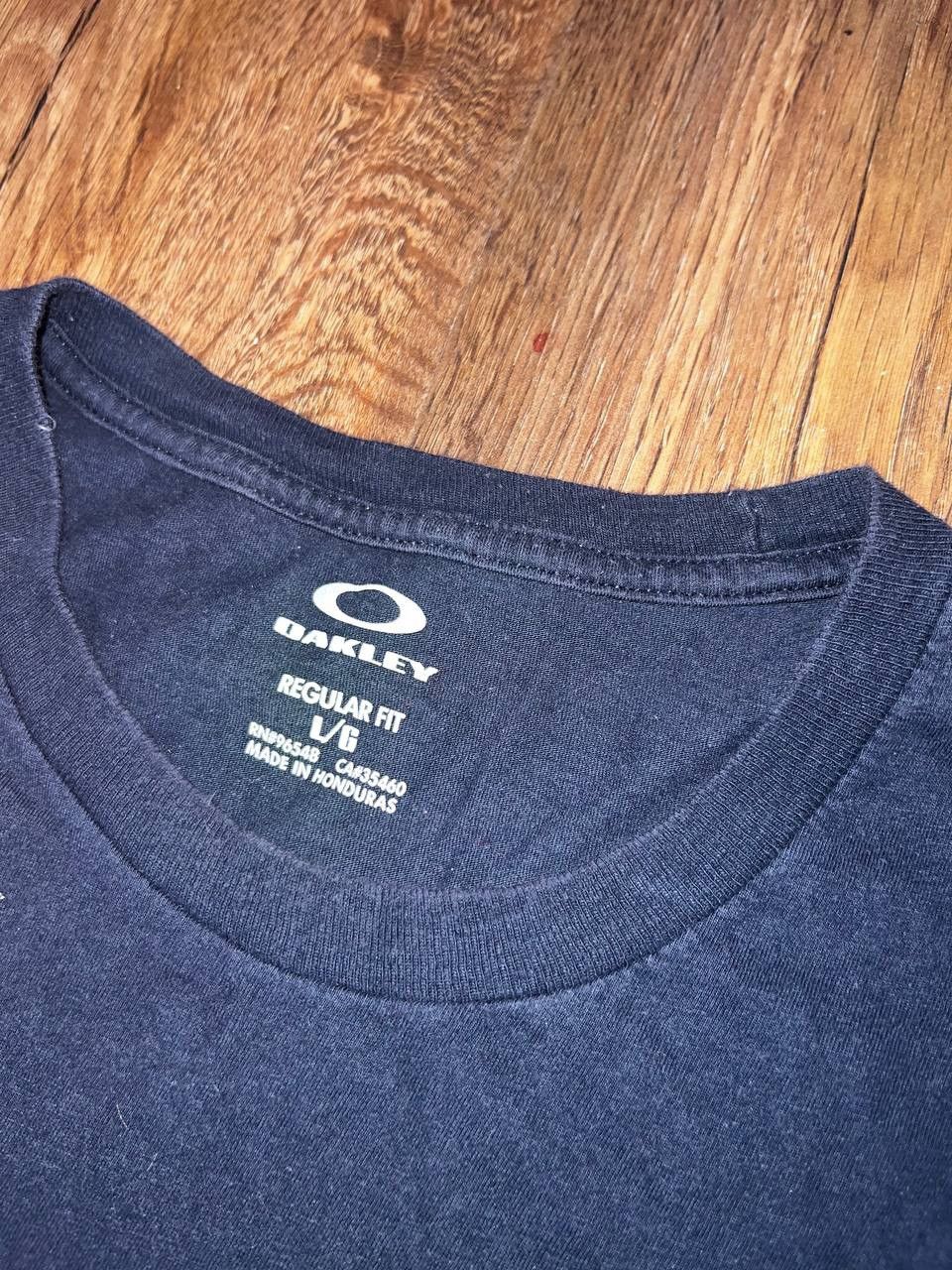 Oakley × Vintage Vintage Oakley T-Shirt 2000s Big Logo Japan Outdoor Y2K Size US L / EU 52-54 / 3 - 6 Thumbnail
