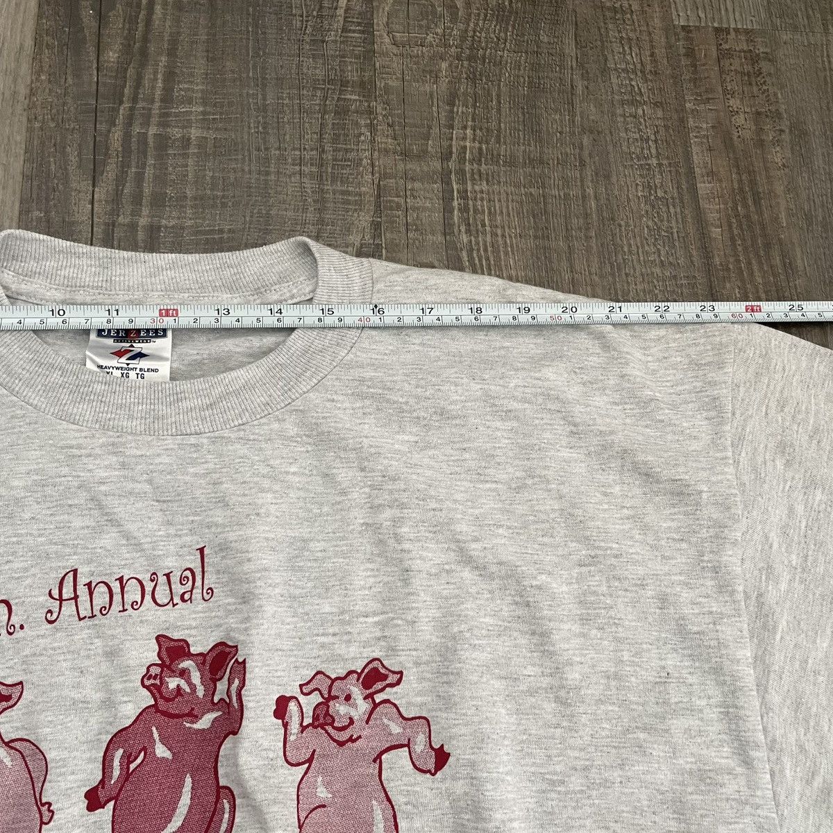 Jerzees JERZEES • VNTG "Pig Roast" Pre-Shrunk Tee (XL) Size US XL / EU 56 / 4 - 3 Thumbnail