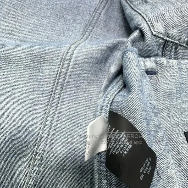 Balenciaga Balenciaga Denim Jacket with Pockets for All Genders. Size US L / EU 52-54 / 3 - 4 Thumbnail