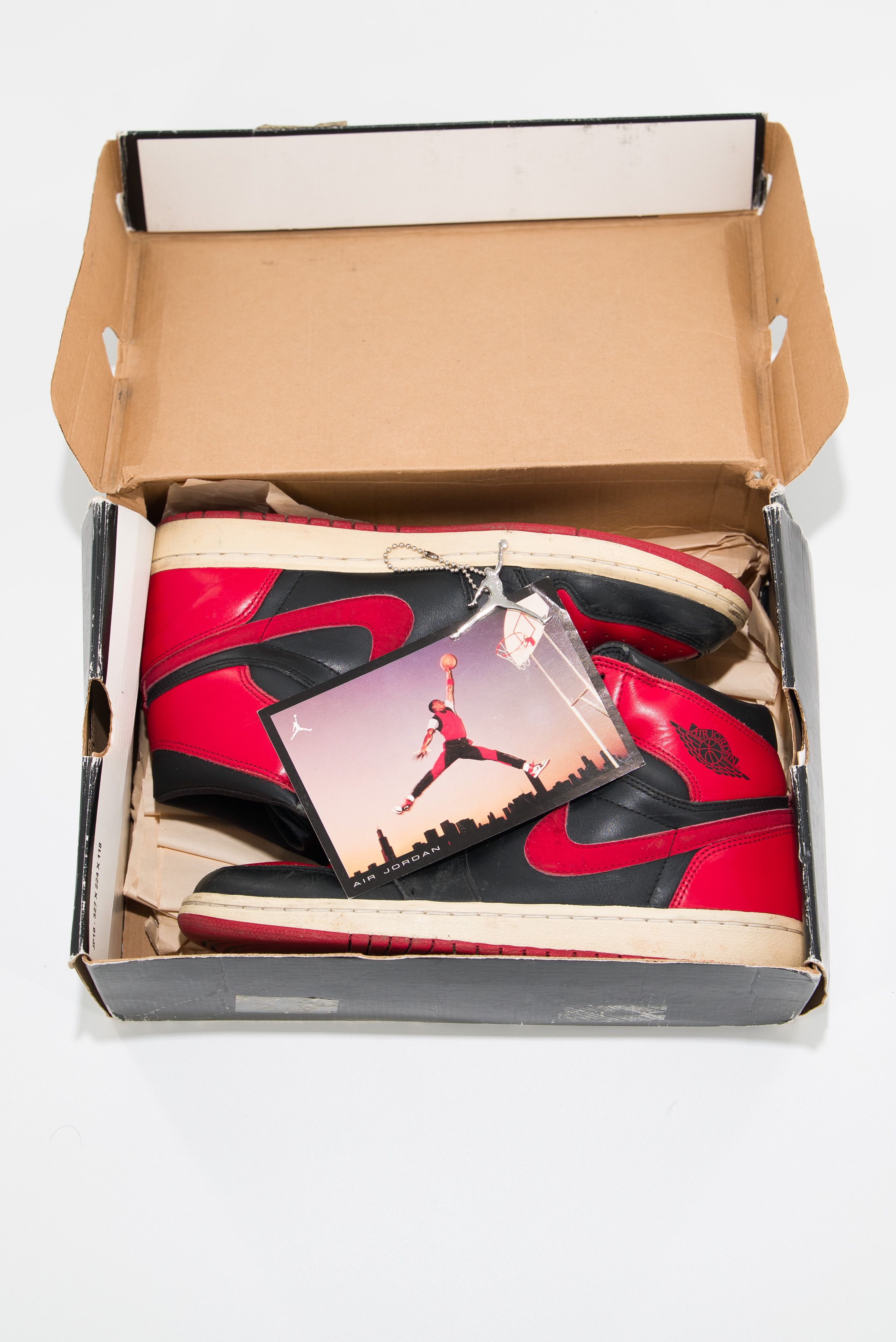 Jordan Brand Jordan 1 Retro Bred (2001) Size US 10.5 / EU 43-44 - 6 Thumbnail