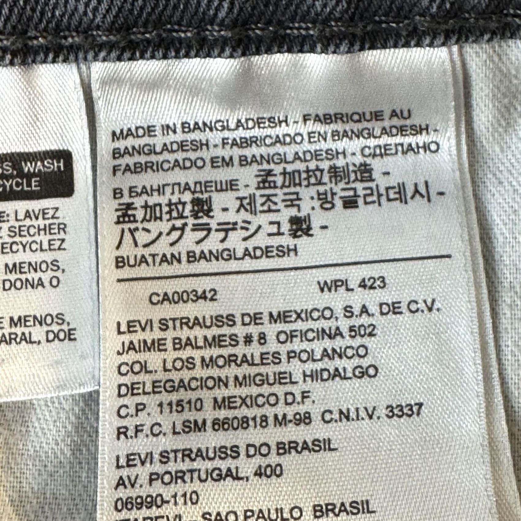 Levi's Levi's 541 Jeans Mens 40x32 Gray Athletic Tapered Stretch Denim 5-Pocket Classic Fit Pants Jeans Belt Zipper Closure Size US 40 / EU 56 - 4 Thumbnail