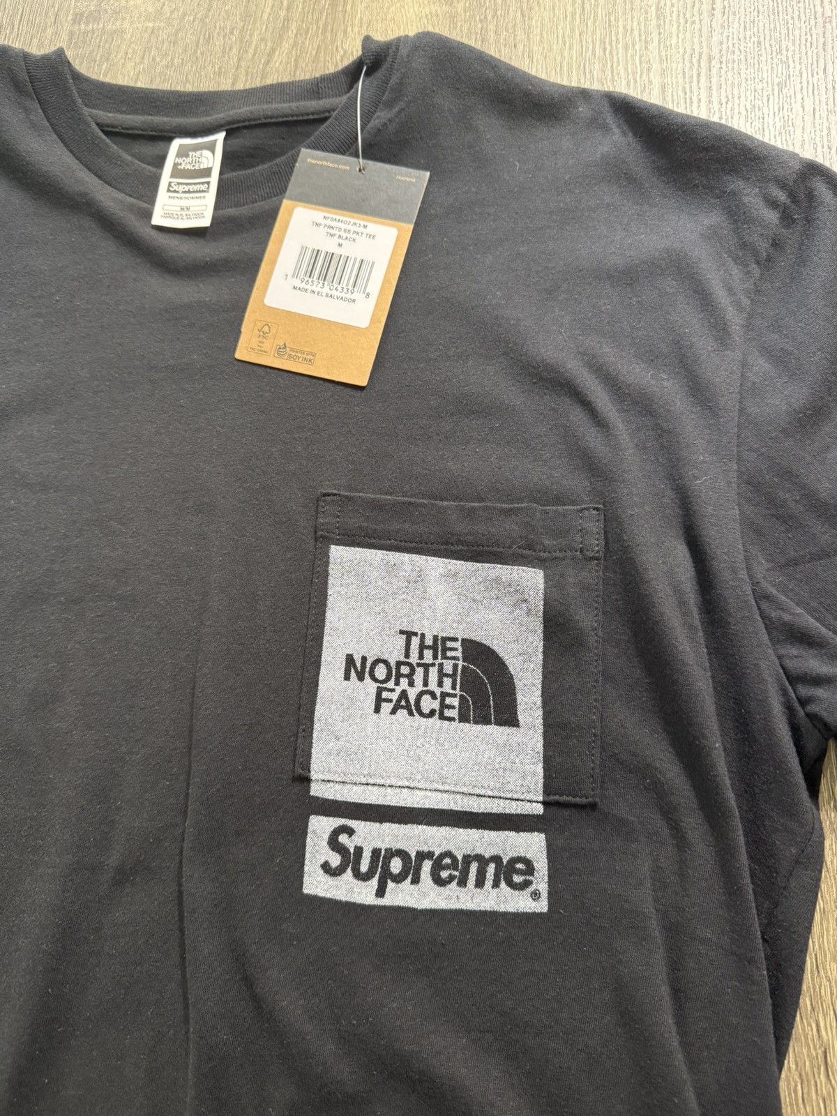 Supreme × The North Face Supreme x The North Face Printed Pocket Tee Size US M / EU 48-50 / 2 - 2 Thumbnail