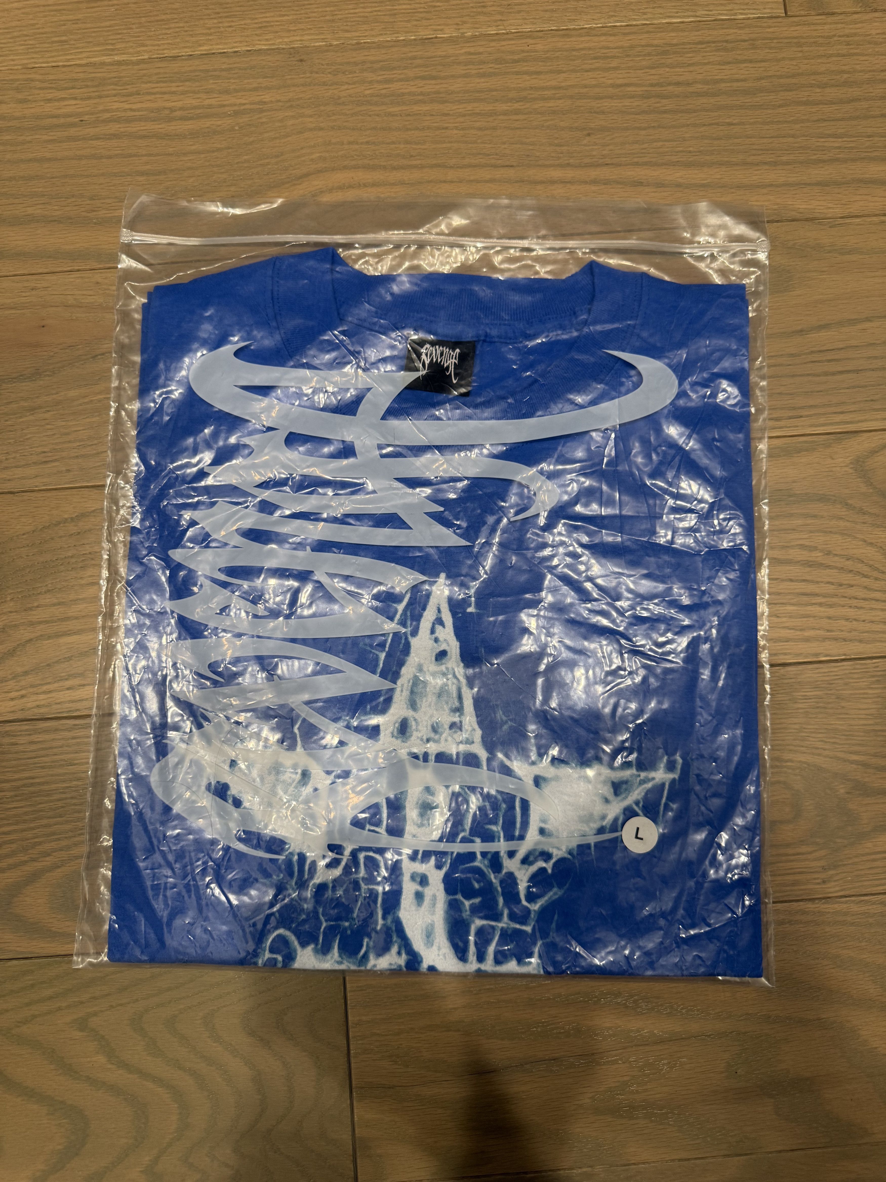 REVENGE STAR TEE