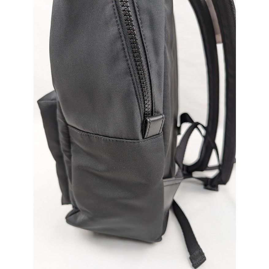 Alexander McQueen o1rshd1 Size: OS / New MCQ Graff Metropolitan Backpack Black Size ONE SIZE - 8 Thumbnail