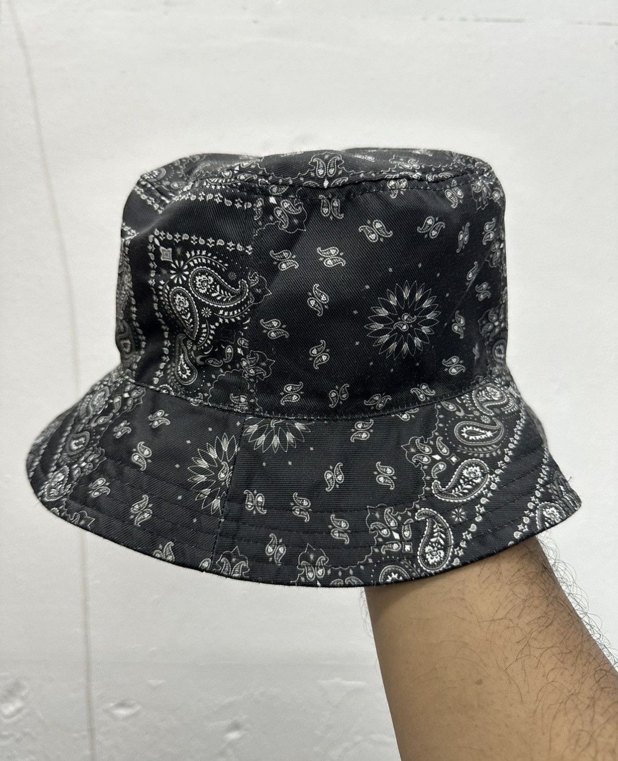 Japanese Brand Miharayasuhiro GU Reversible Bucket Hat Size ONE SIZE - 5 Thumbnail