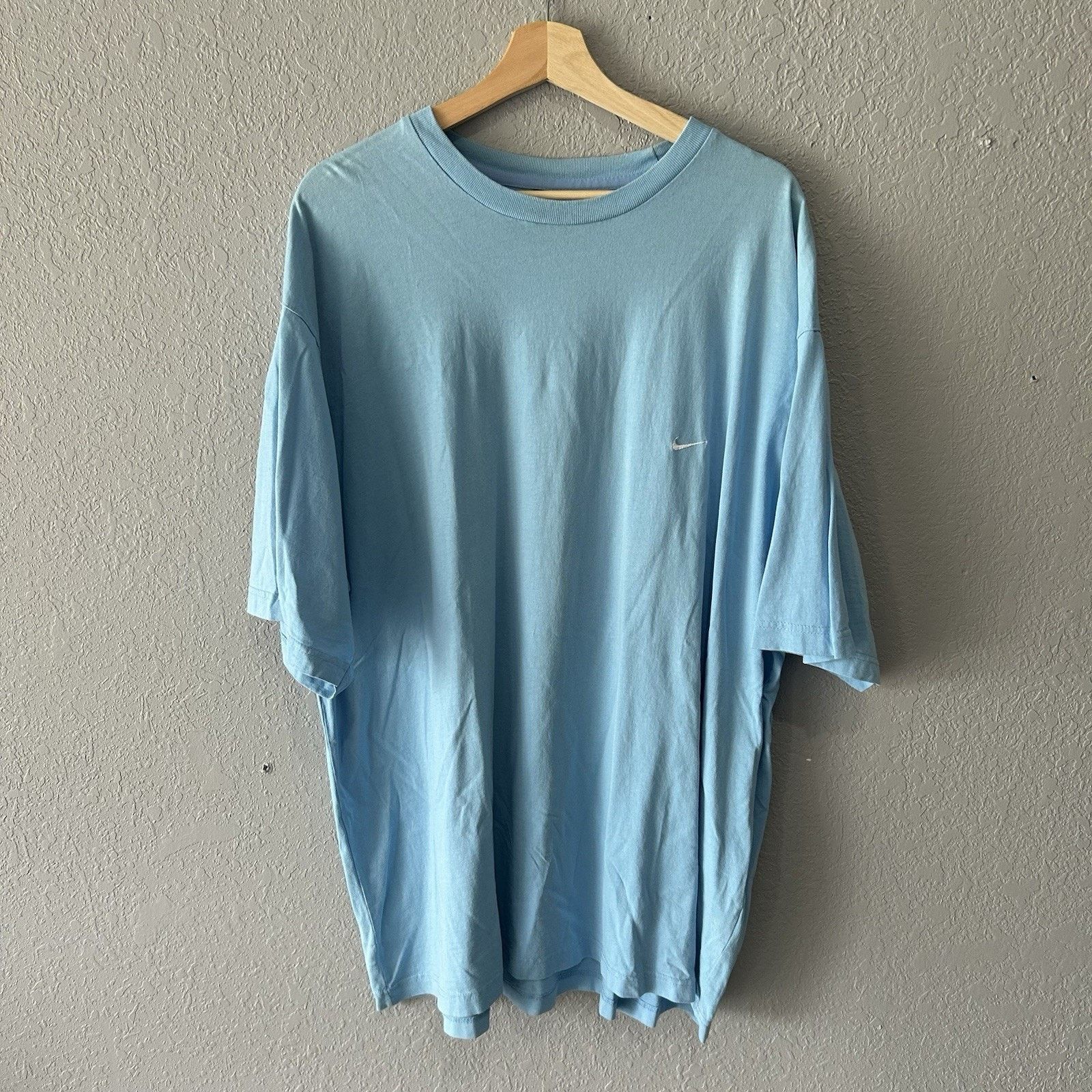 Nike Vintage Nike Swoosh Tshirt Men’s Xxl Tall Sportswear Baby Bl Size US XXL / EU 58 / 5 - 2 Thumbnail