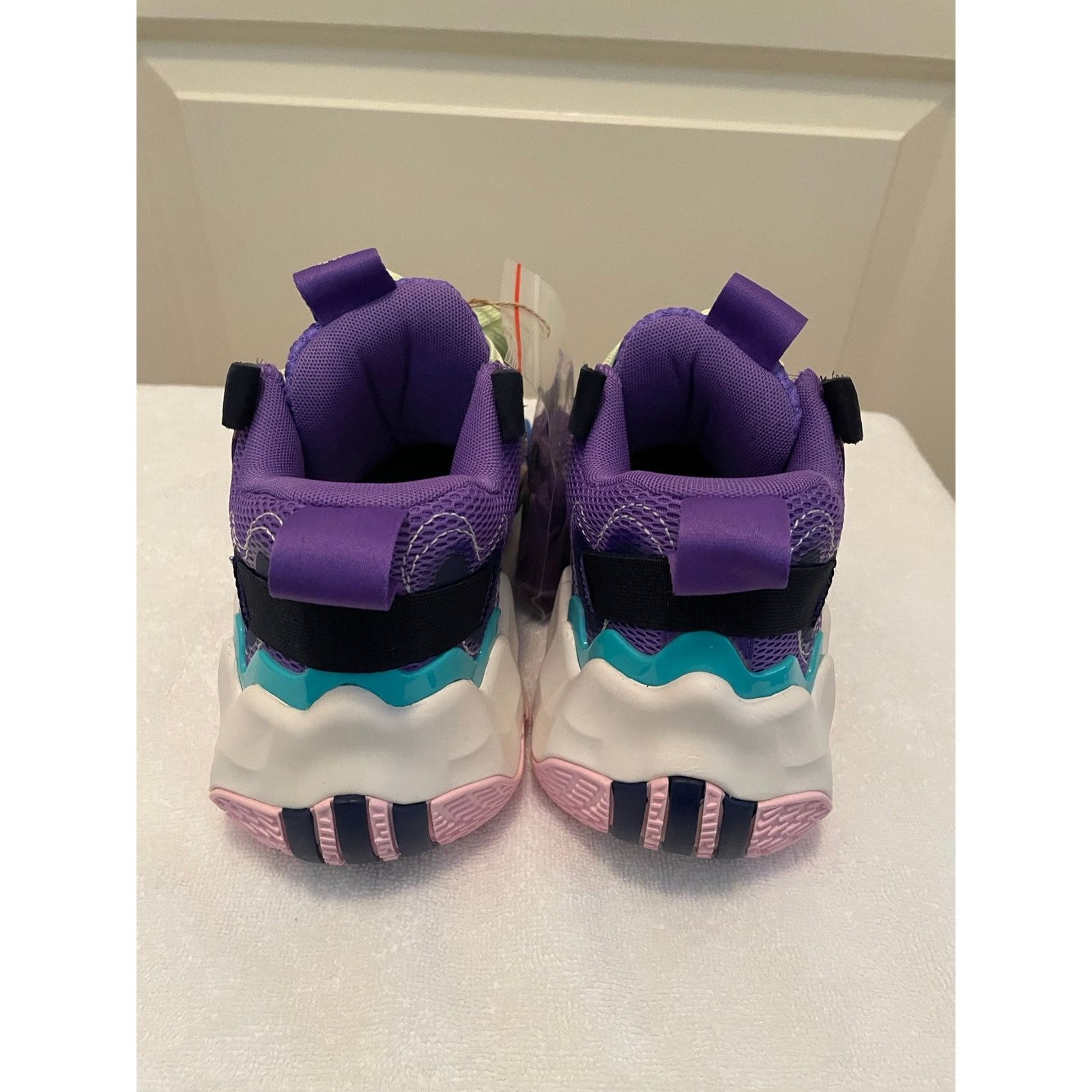 Adidas Adidas X Hoop York City Collab Exhibit Basketball Sneakers Size US 7.5 / IT 37.5 - 5 Thumbnail