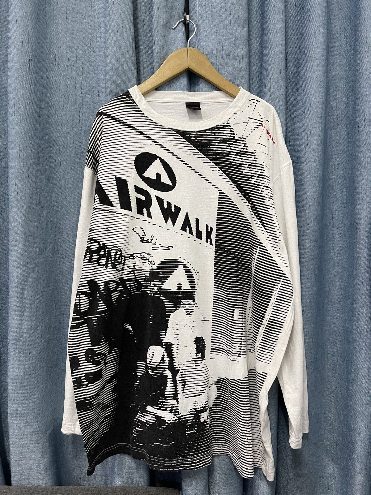 Airwalk OVP Airwalk long sleeve shirt Size US L / EU 52-54 / 3 - 1 Thumbnail