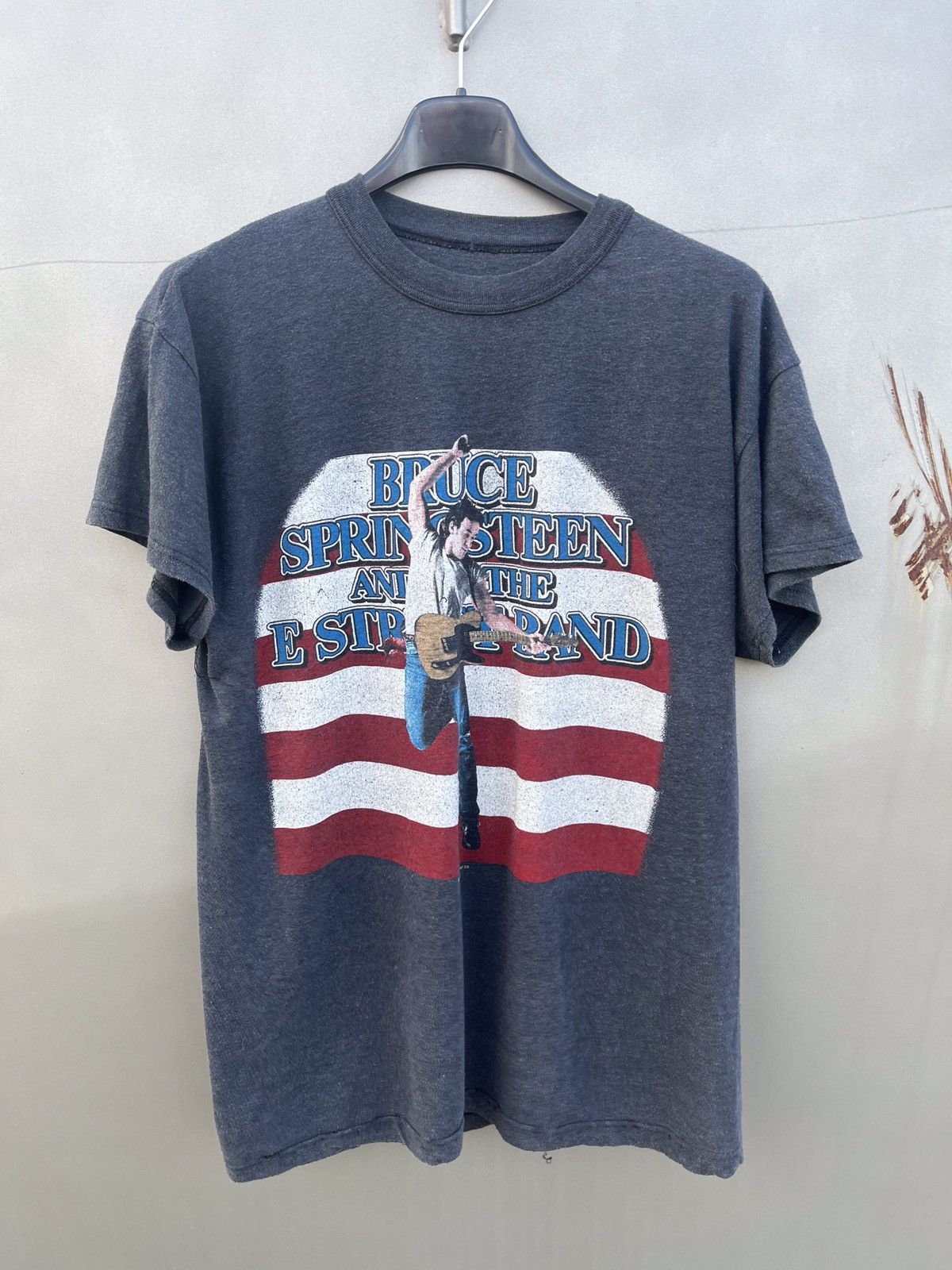 Band Tees 1984s Vintage Bruce Springsteen Shirt merch Tour Size US S / EU 44-46 / 1 - 1 Thumbnail
