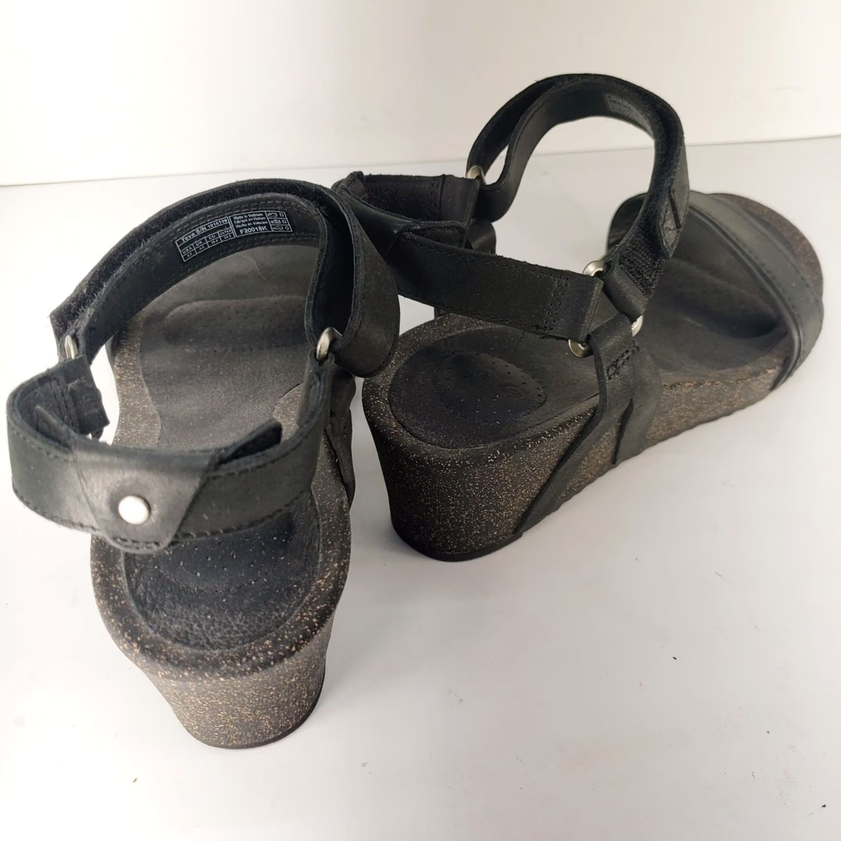 Teva Teva Women’s Ysidro Stitch Black Leather Wedge Sandals Size 8.5 Size US 9 / IT 39 - 4 Thumbnail
