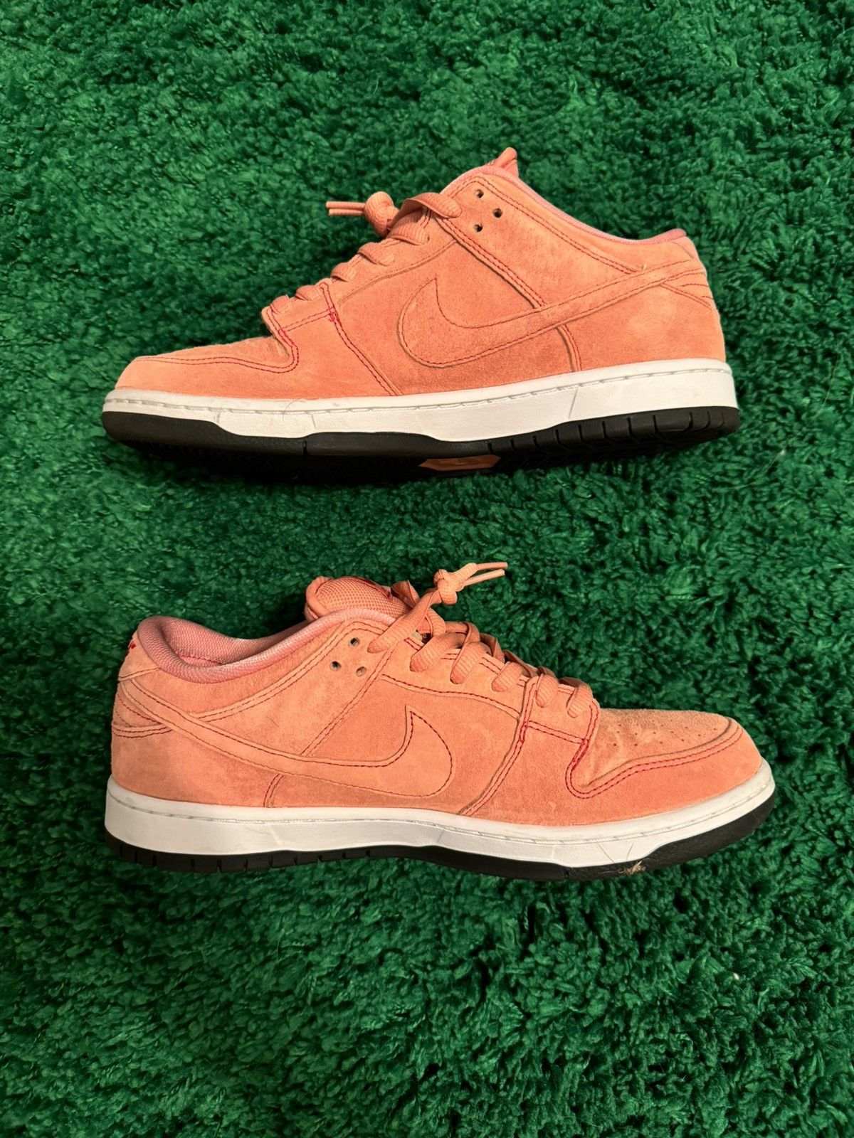 Nike Nike Sb Dunk Low “Pink Pig” Sz9.5 Size US 9.5 / EU 42-43 - 2 Thumbnail