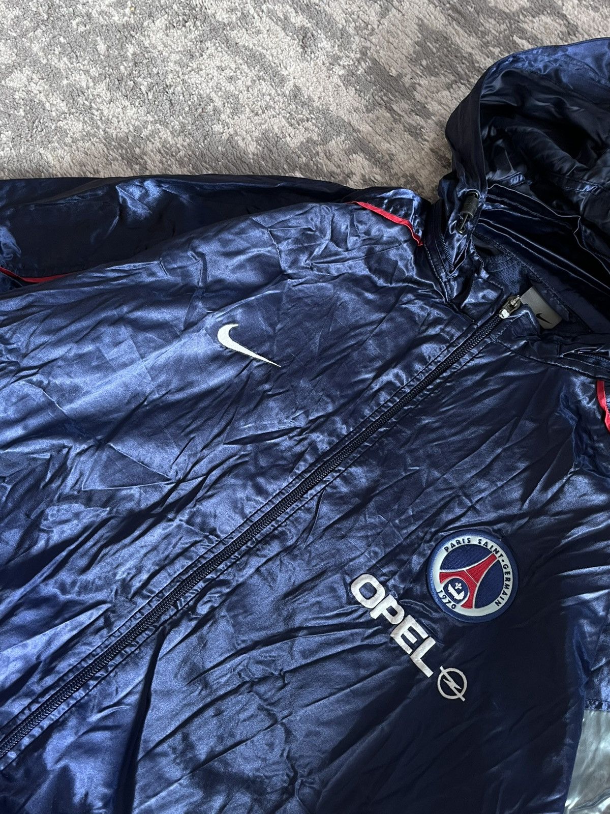 Nike Rare Vintage Nike PSG 2001 2002 Paris Saint Germain Jacket Size US XXL / EU 58 / 5 - 2 Thumbnail