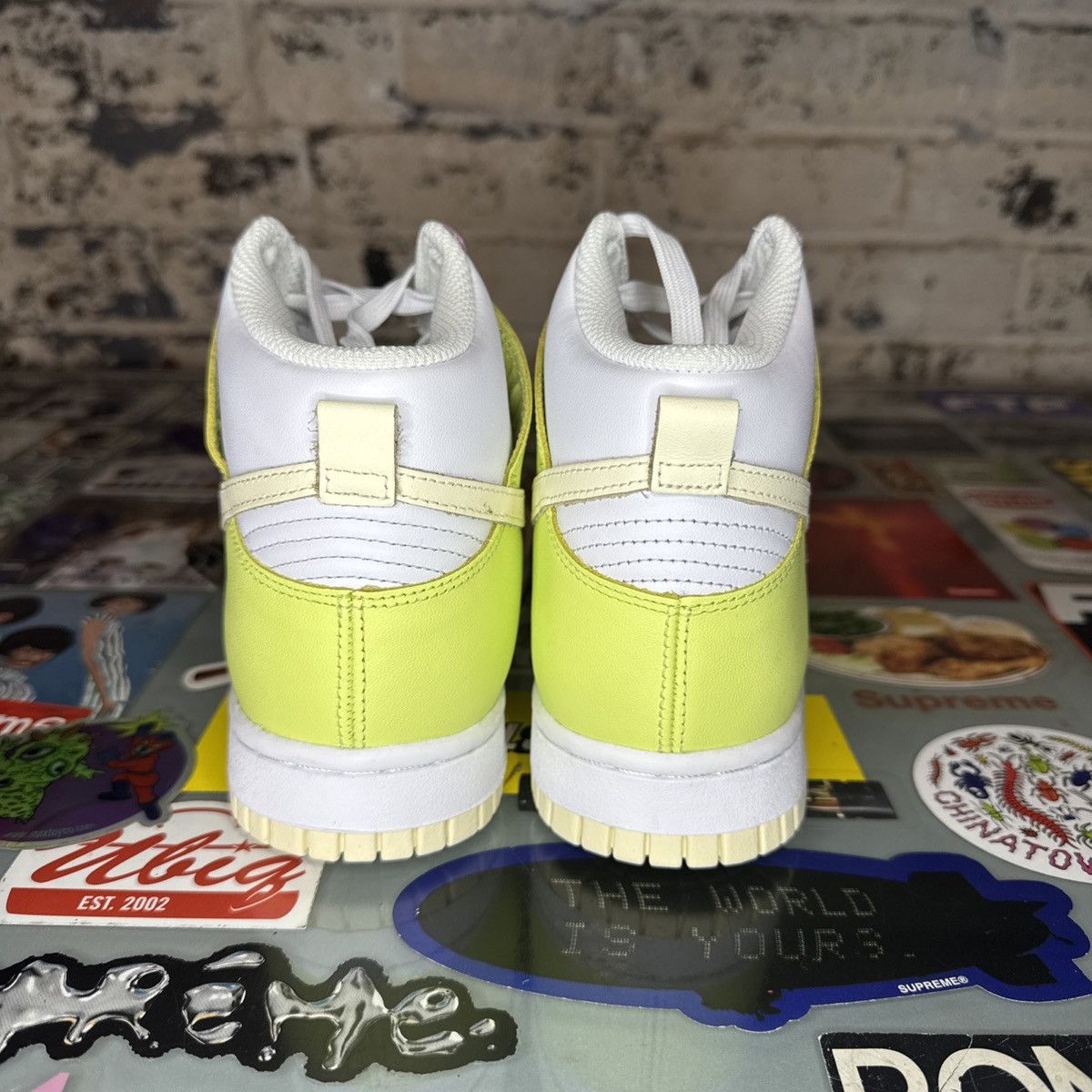 Nike Nike Dunk High Cashmere Light Lemon Twist W 7.5 / M 6 DS Size US 7.5 / IT 37.5 - 2 Thumbnail