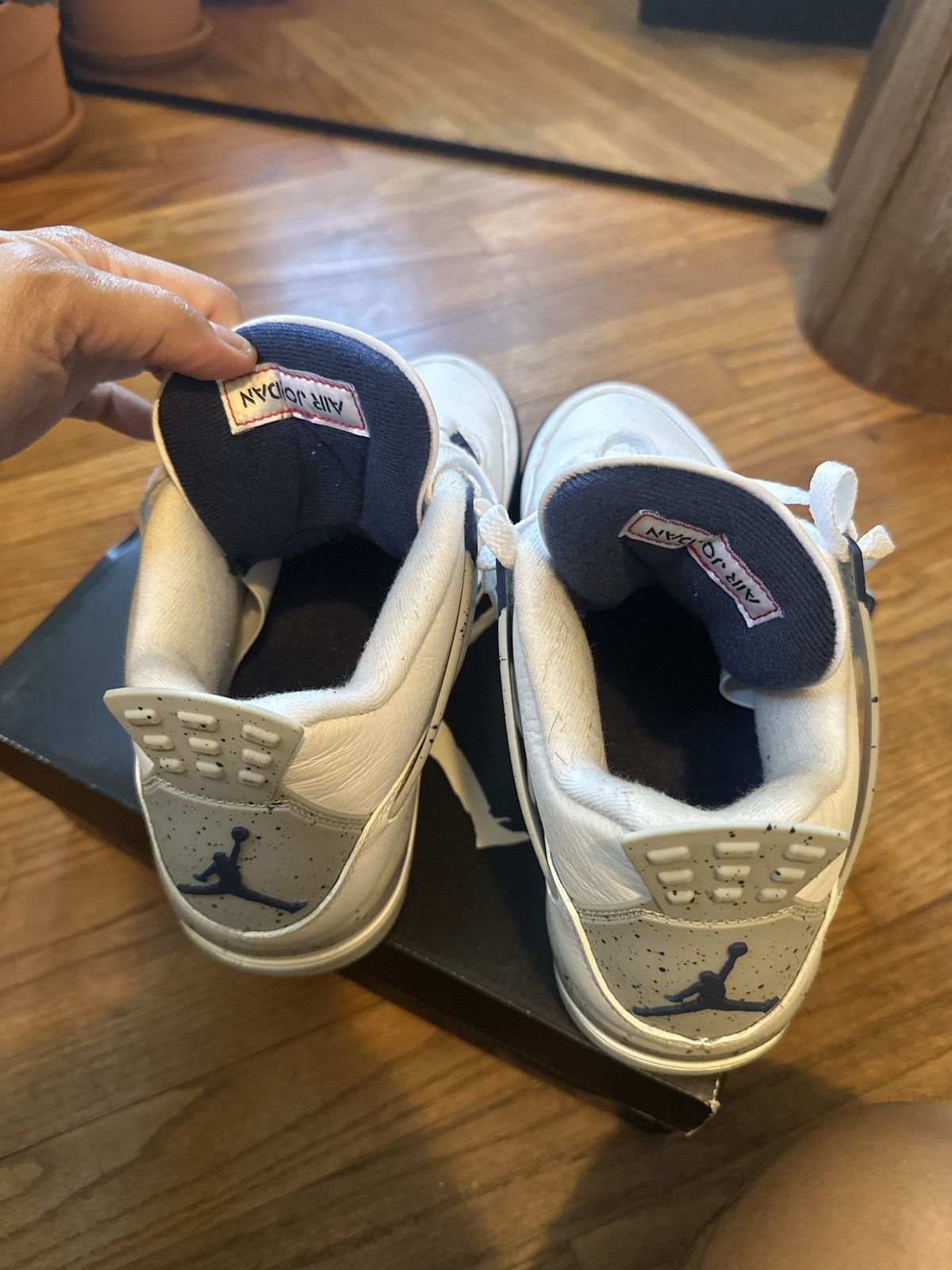 Jordan Brand JORDAN 4 RETRO 'MIDNIGHT NAVY' Size US 9 / EU 42 - 2 Thumbnail