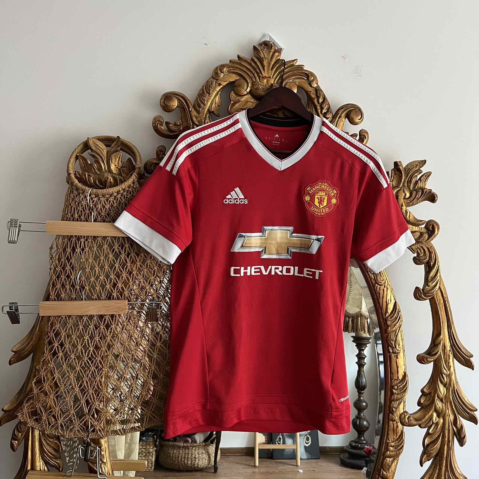 Adidas Vintage adidas soccer jersey Manchester United Sz S Size US S / EU 44-46 / 1 - 1 Thumbnail