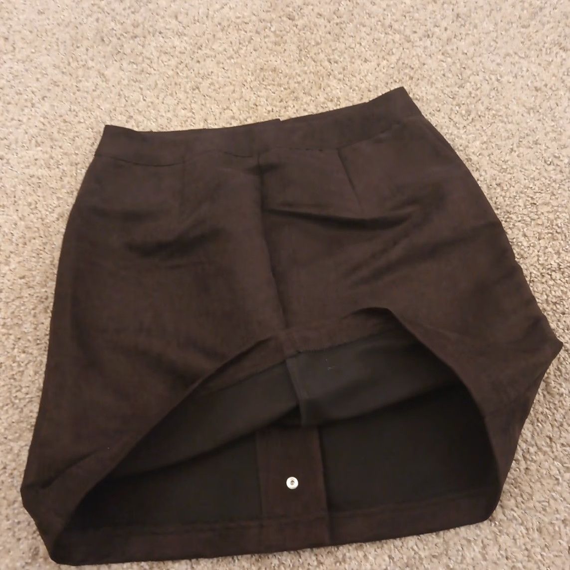 Vintage The Limited Skirt Women Knee Length Brown Polyester Faux Suede Snap Closure Size 0 Size 25" / US 0 / IT 36 - 7 Thumbnail