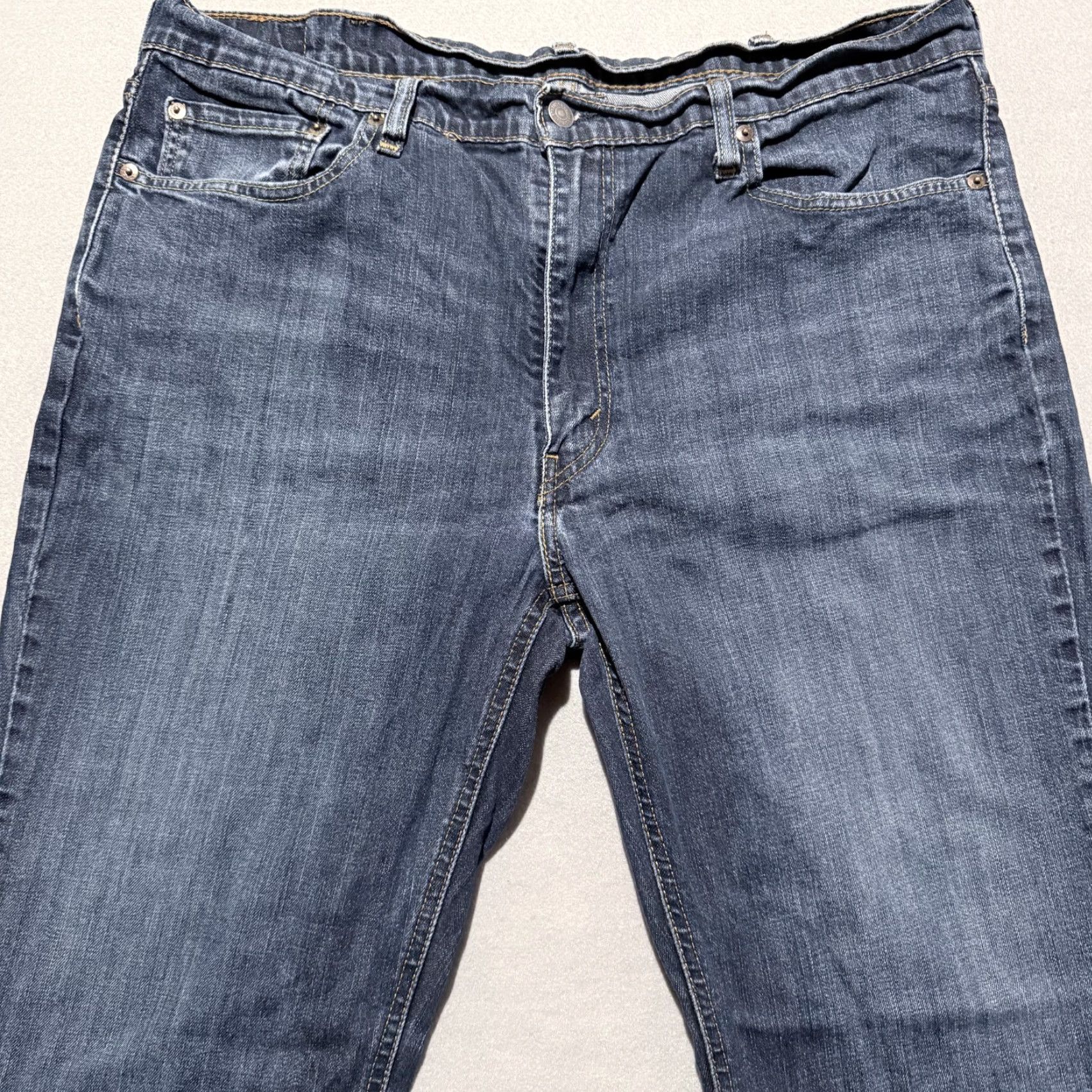 Levi's Levi's 541 Jeans Men Blue Denim Mid Rise Classic Straight Fit Zip Fly 38x32 Size US 38 / EU 54 - 3 Thumbnail