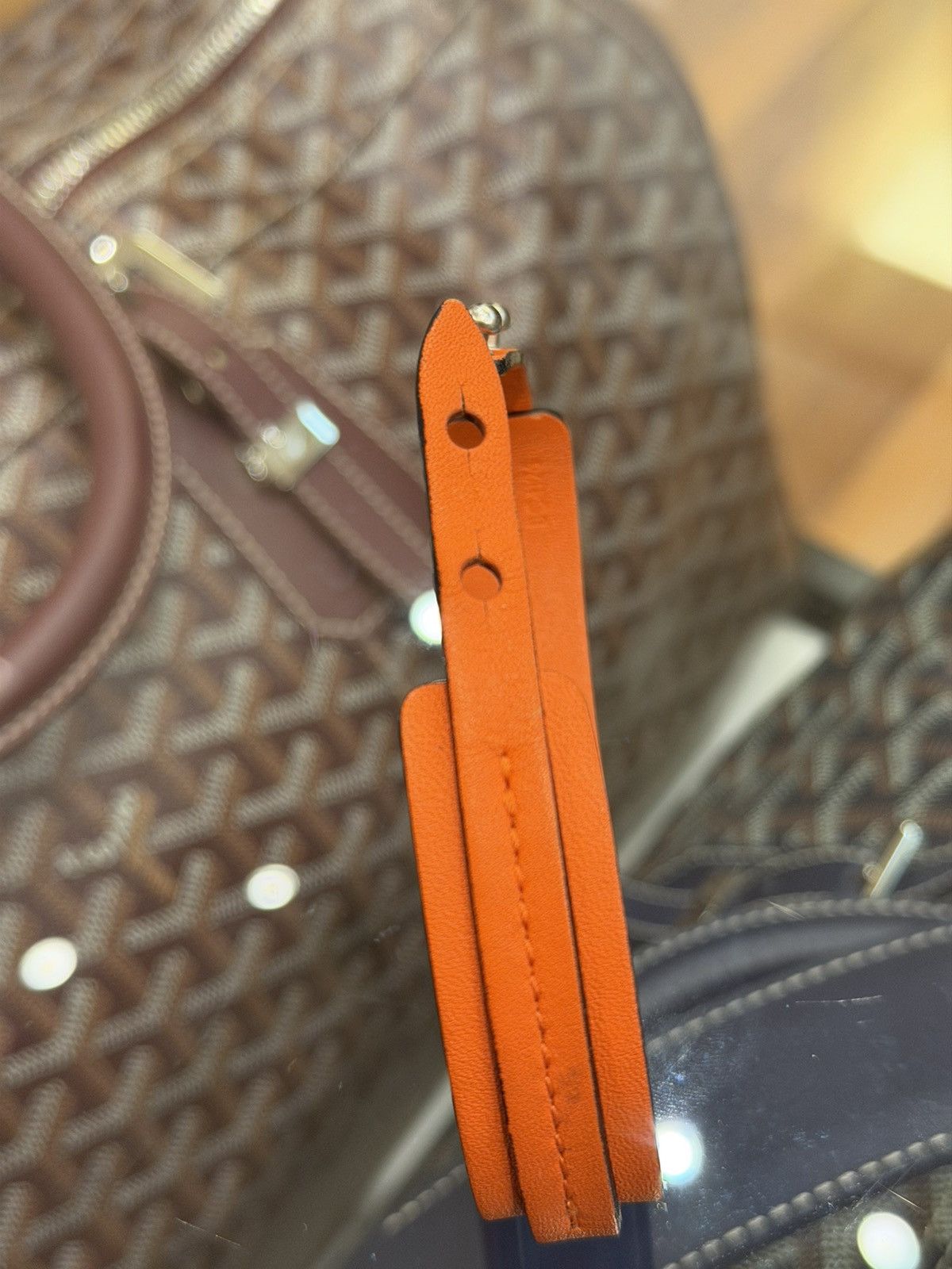 Louis Vuitton Louis Vuitton Vibrant Orange Leather Bracelet Size ONE SIZE - 6 Thumbnail