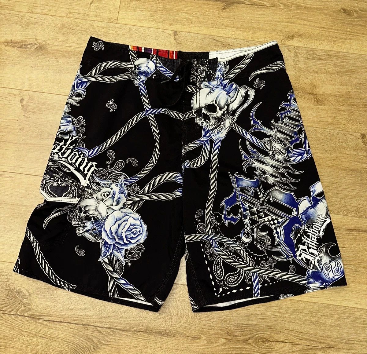 Billabong Billabong Skull Roses Board Shorts Surf Swim Trunks Size 36 Size US 36 / EU 52 - 1 Thumbnail