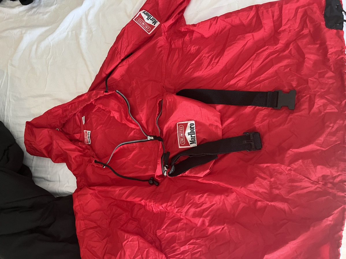 Marlboro Unlimited Vintage Marlboro Unlimited poncho/windbreaker Size US XL / EU 56 / 4 - 5 Thumbnail