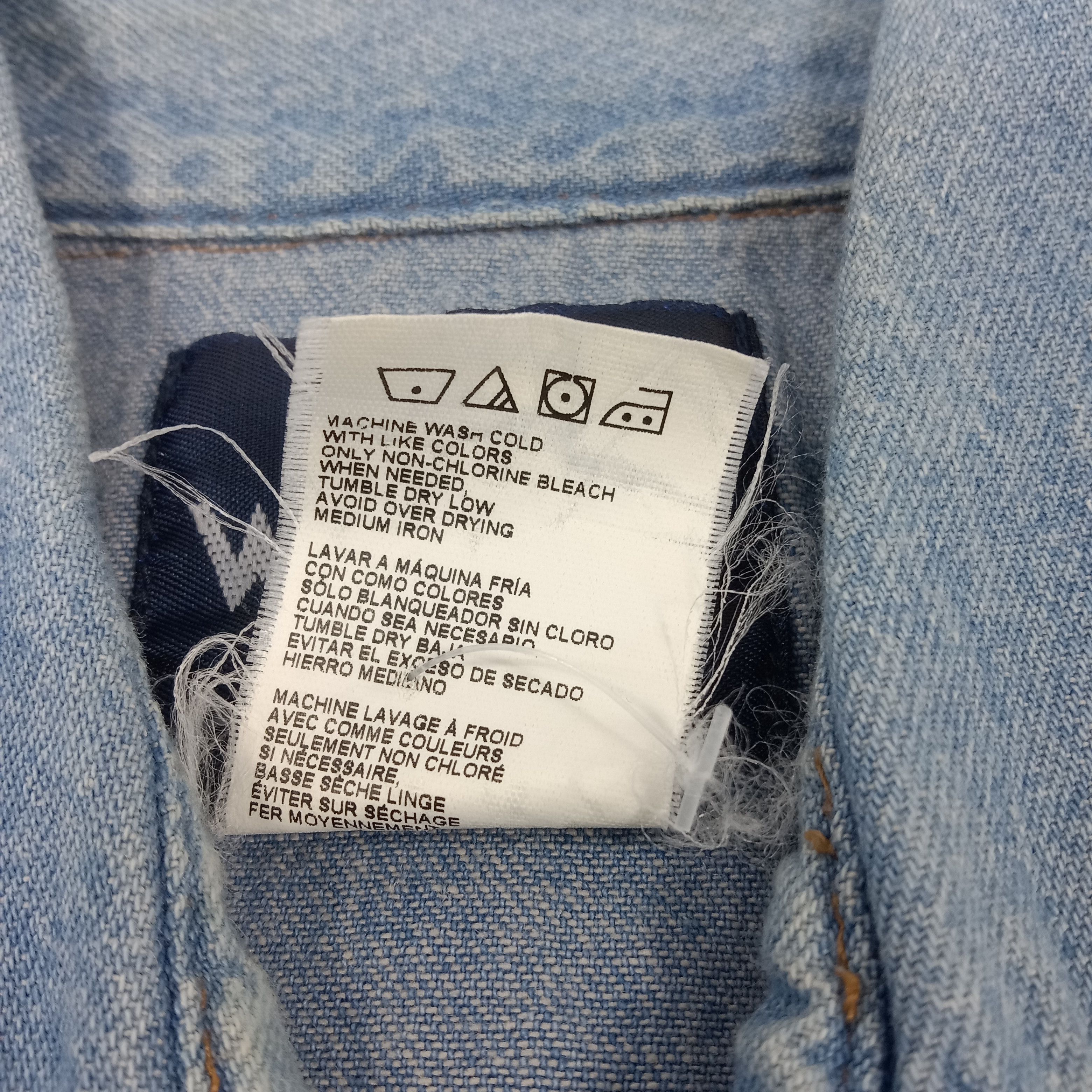 Vintage × Wrangler Wrangler American Denim Style Long Sleeve Shirt Size US L / EU 52-54 / 3 - 4 Thumbnail