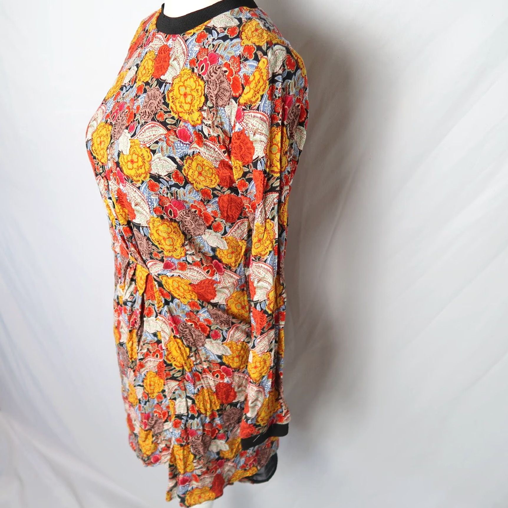 Zara ZARA trf Floral Print Mini Dress S Red Yellow Marigold, Long Sleeve, Zip Closure, Women, Spring, Casual, Dress Size S / US 4 / IT 40 - 3 Thumbnail