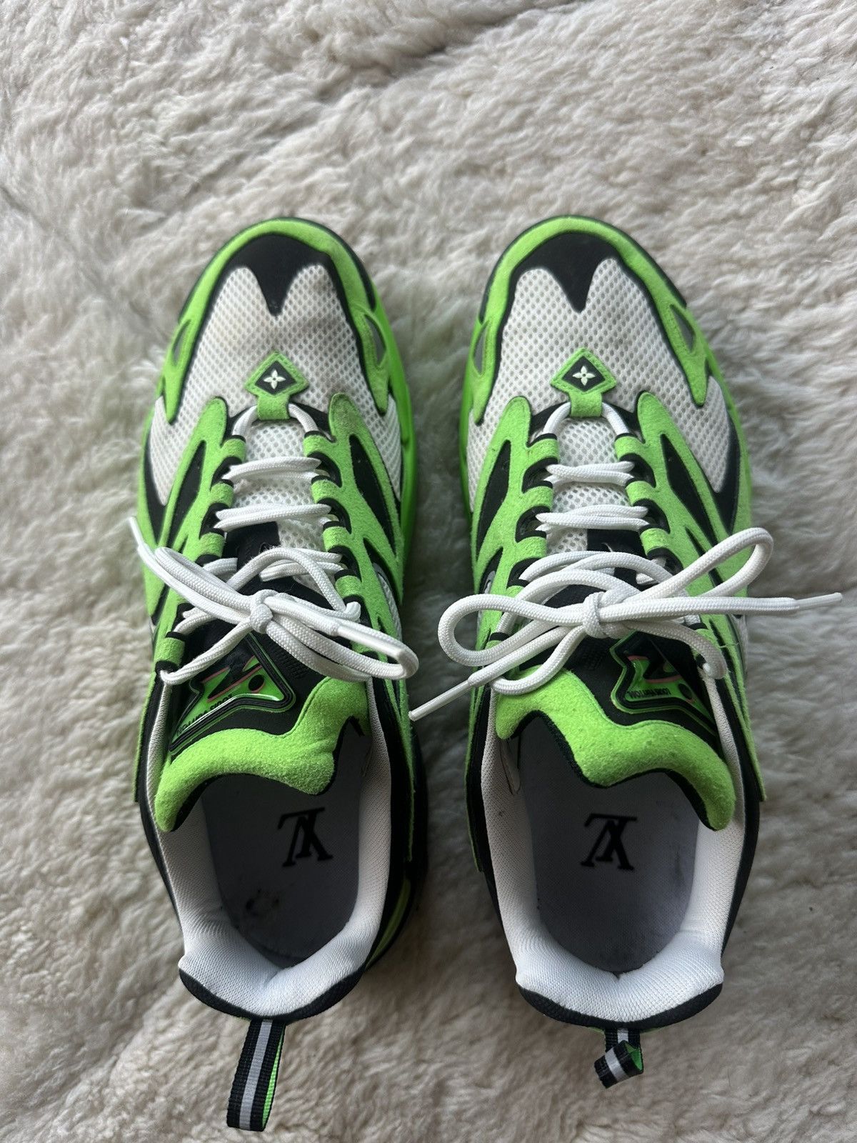 Louis Vuitton LV RUNNER TACTIC GREEN Size US 10.5 / EU 43-44 - 7 Thumbnail