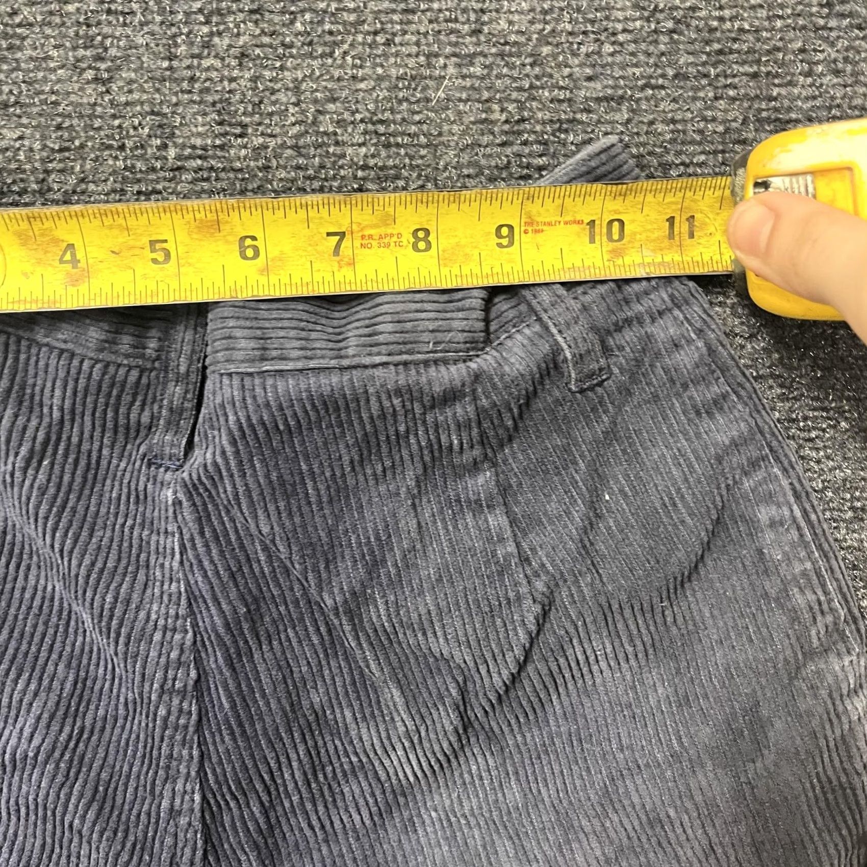 Vintage RIO Bermuda Shorts Womens Small Blue Corduroy Pleated Cuffed Relaxed Casual Size 28" / US 6 / IT 42 - 5 Thumbnail