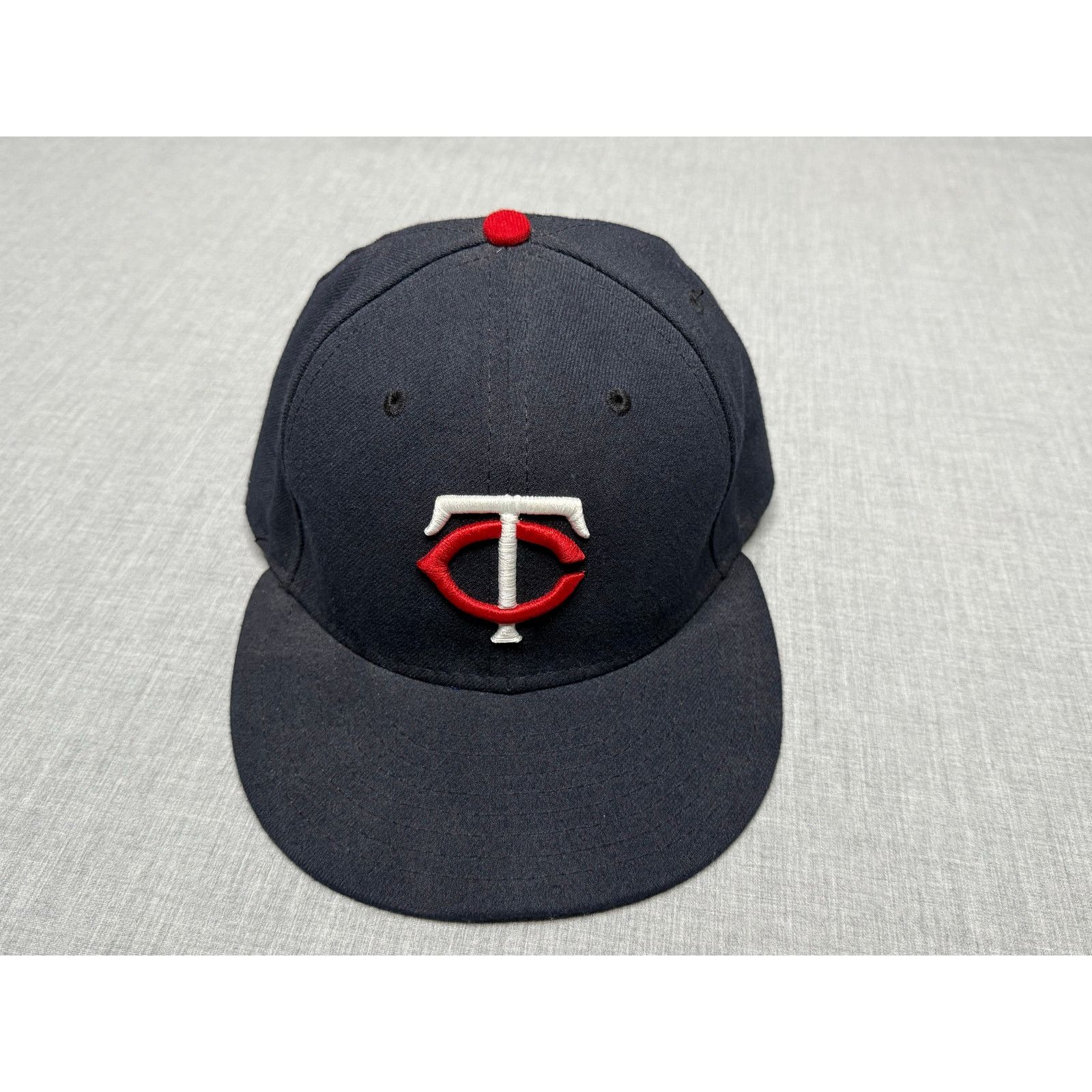 MLB × New Era Minnesota Twins New Era 59Fifty Fitted Baseball Cap 7 1/8 Size ONE SIZE - 1 Thumbnail